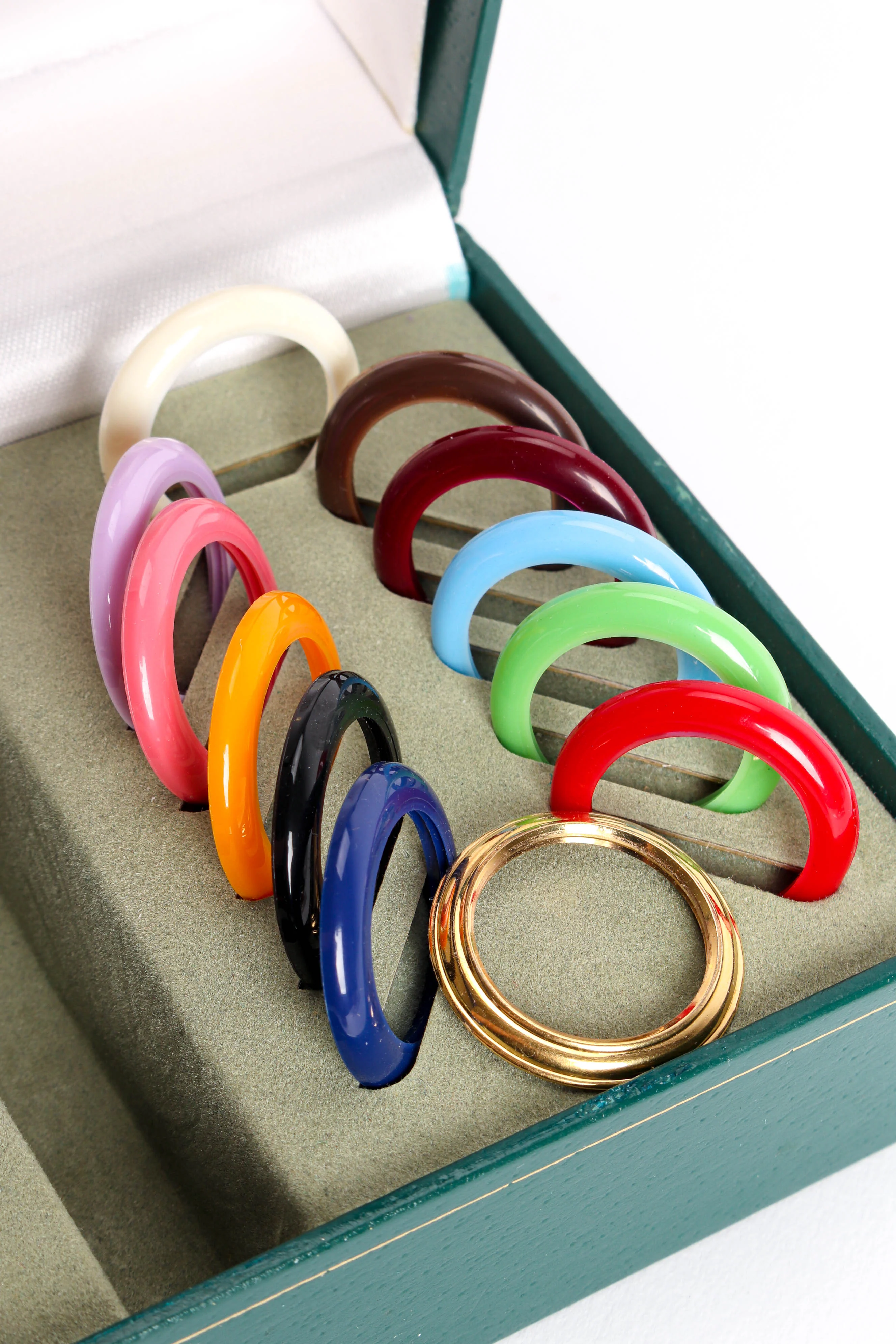 13 Bezel Bracelet Watch Boxed Set - Image 3