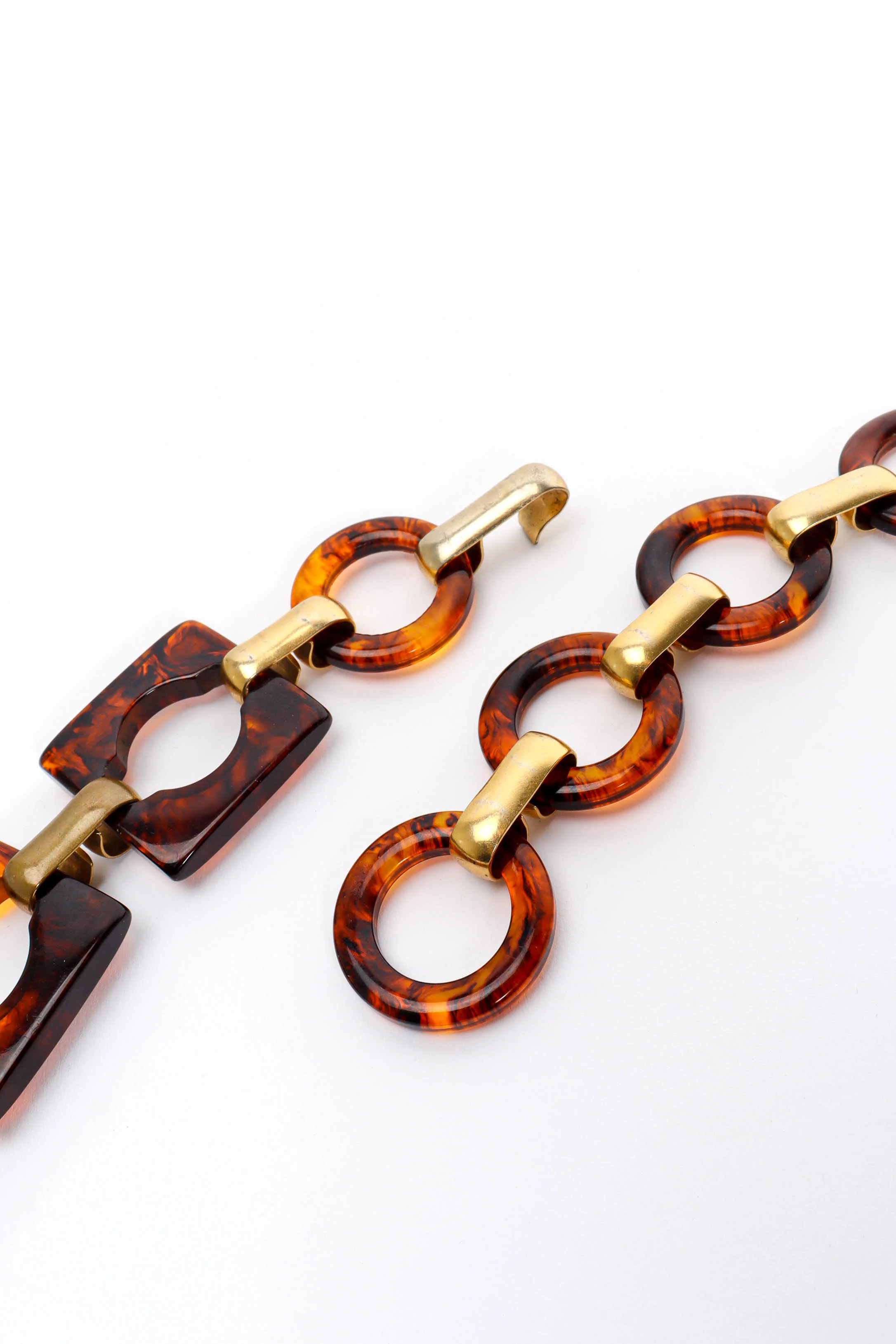 1970s Tortoise Square Link Belt - Image 9