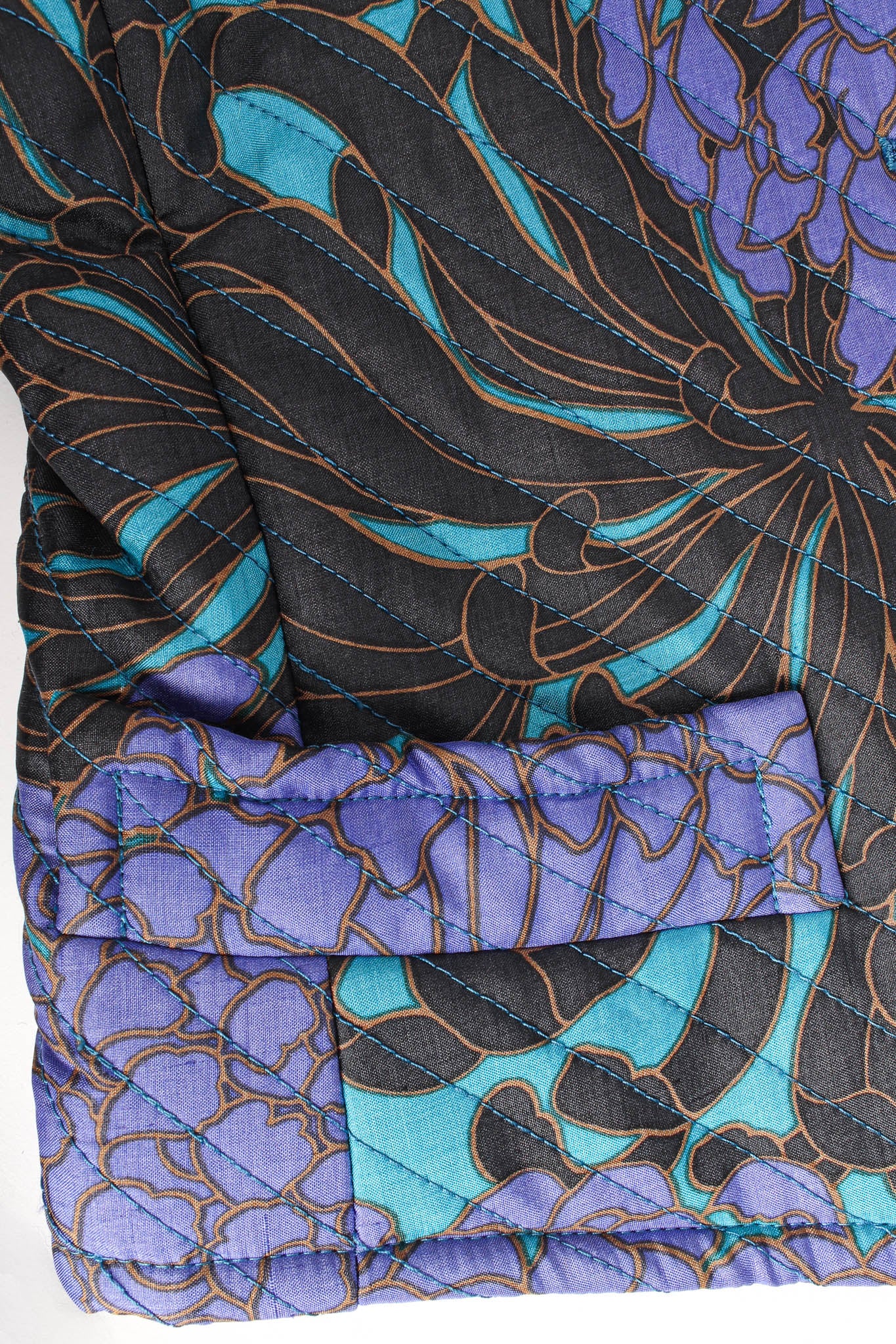 Chrysanthemum Quilted Jacket - Image 7