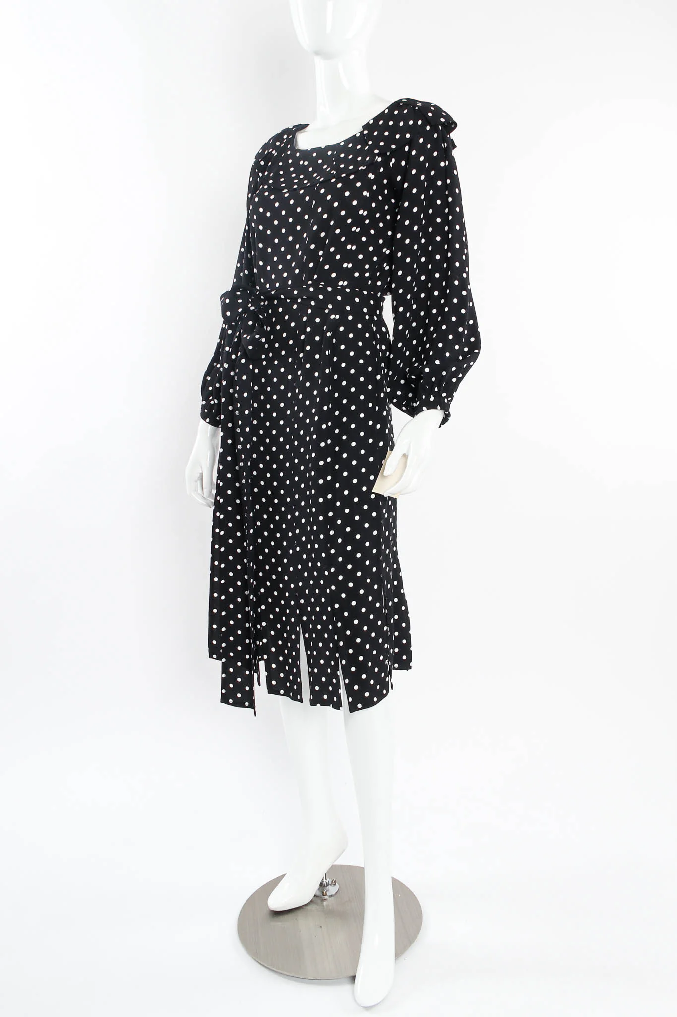 1981 S/S Polka Dot Carwash Dress - Image 5