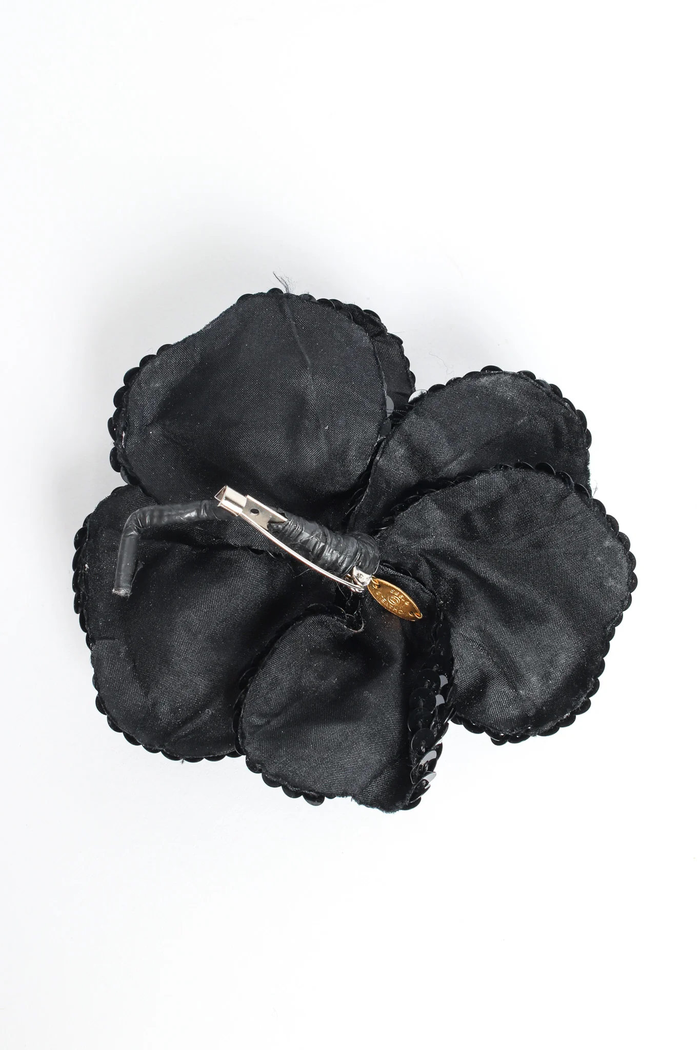 1985 Black Sequin Camellia Flower Pin - Image 4