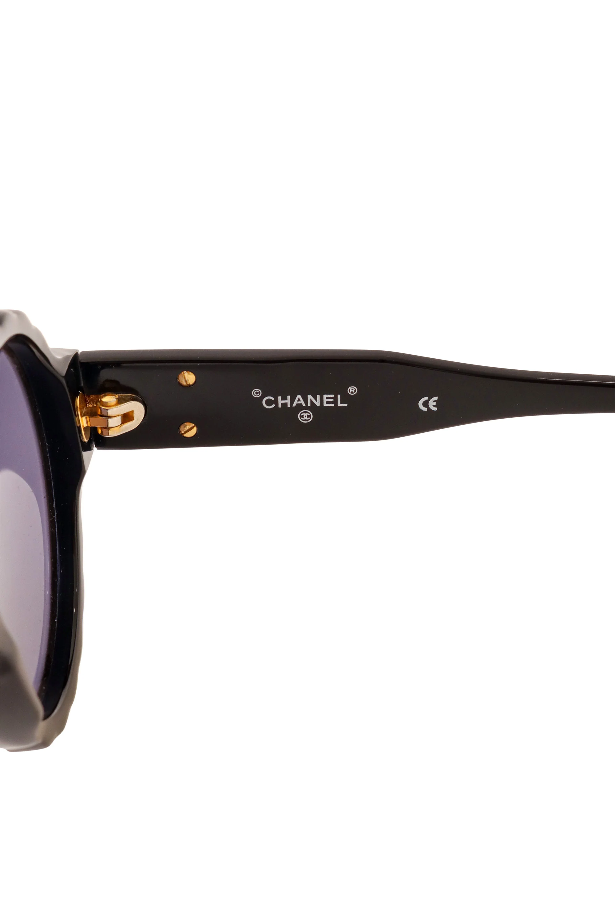 1994 S/S Black Scallop Frame Sunglasses - Image 9