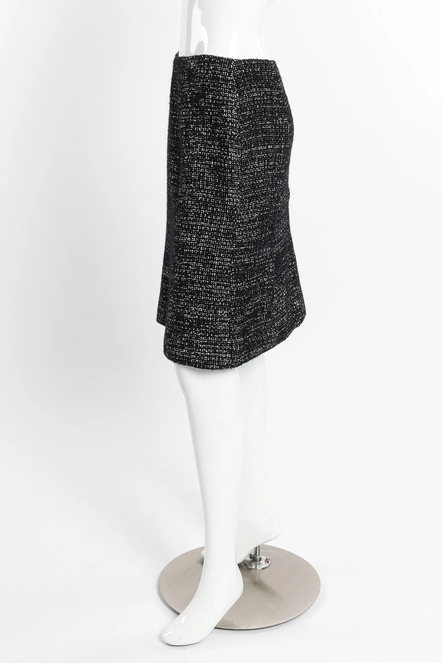 2002 F/W Bouclé Tweed Jacket & Skirt Set - Image 6
