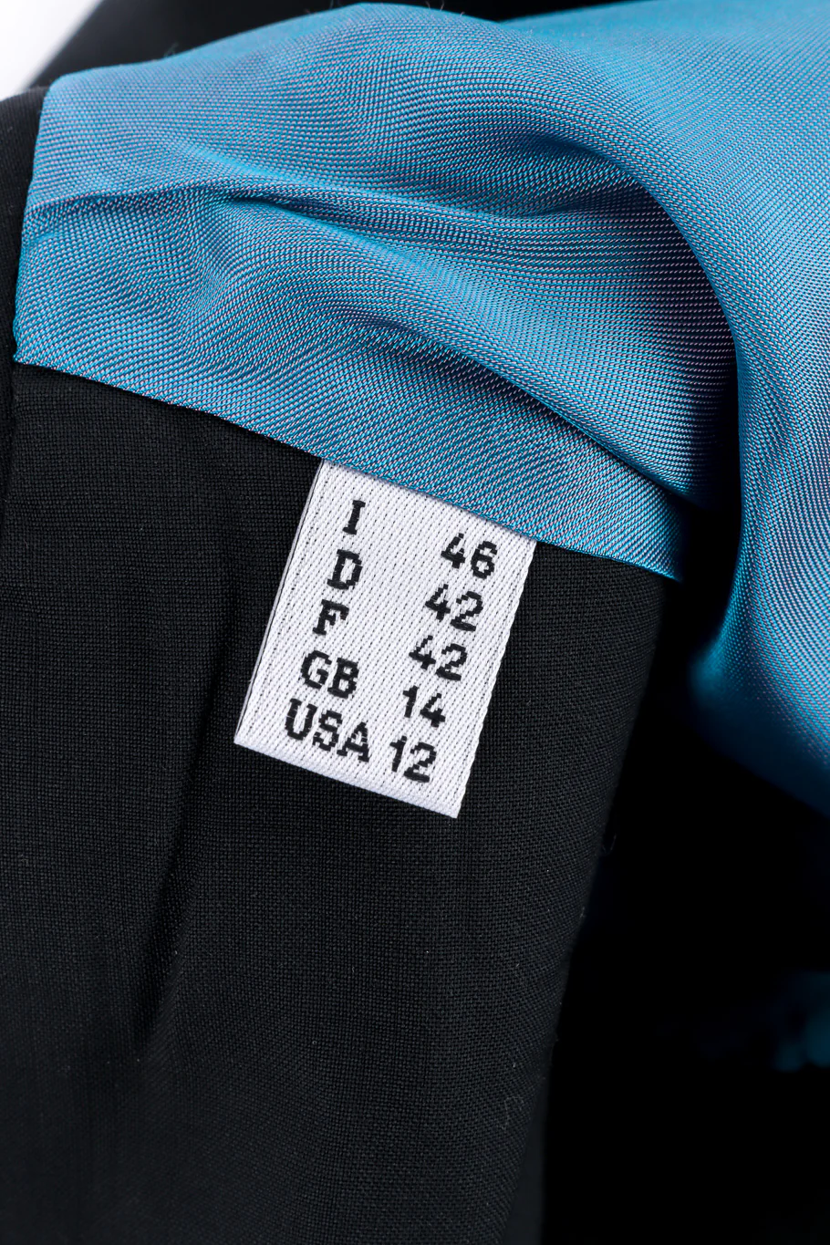 2005 S/S Drawstring Blazer - Image 13