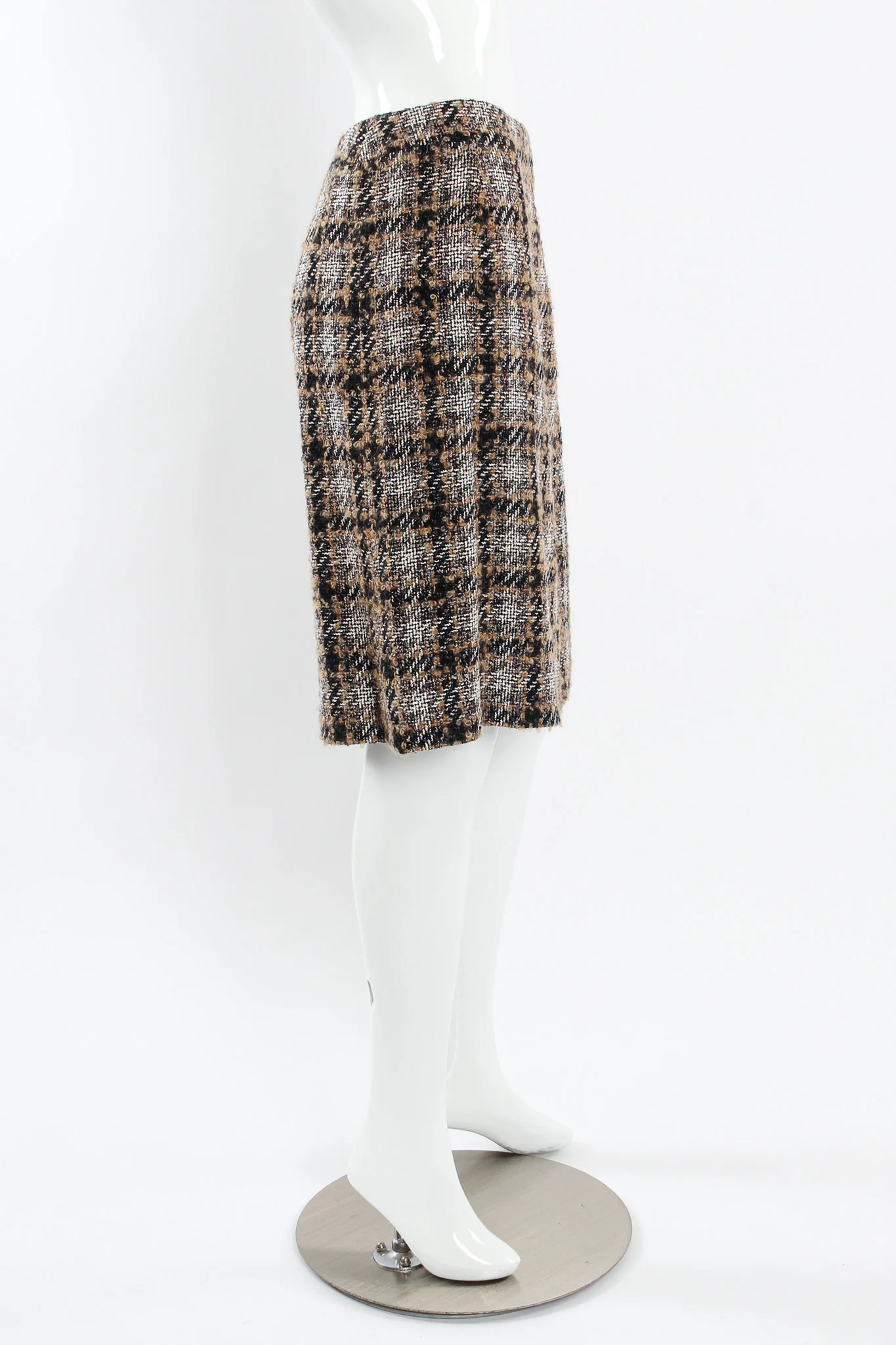 2005A Tweed Jacket & Skirt Wool Set - Image 9