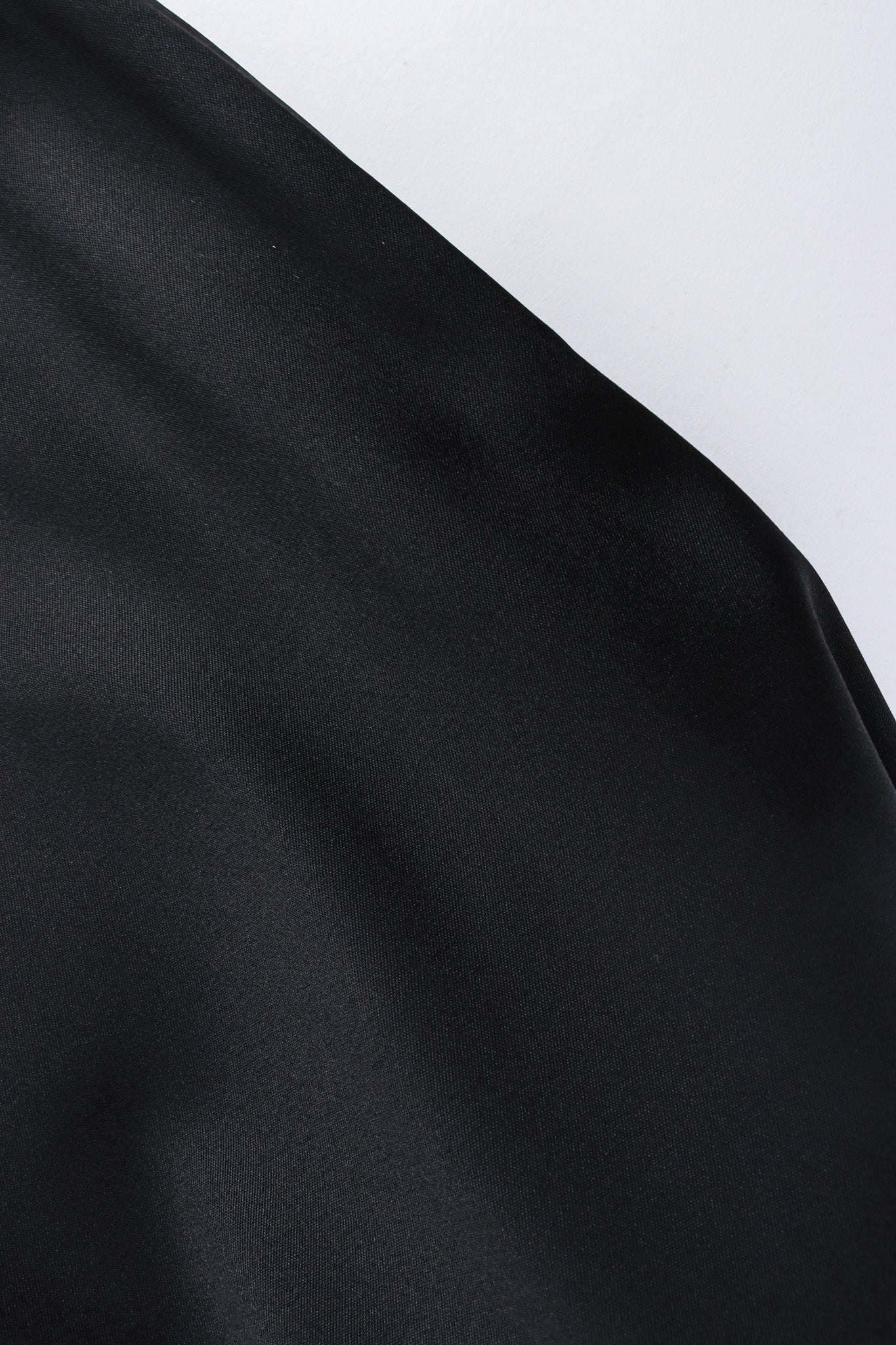 2006A Cummerbund Pleat Silk Pant - Image 8