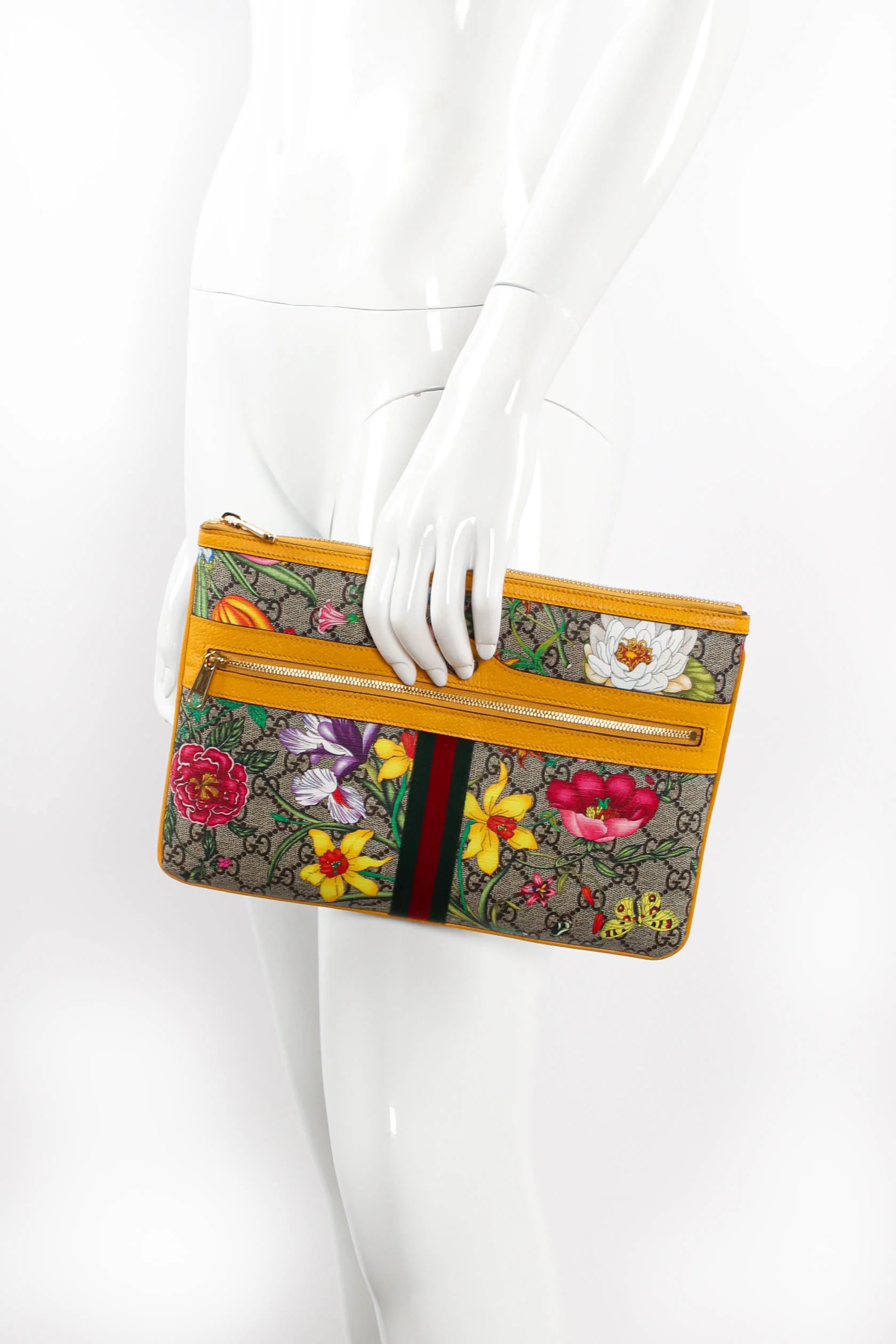 2019 Resort Ophidia Supreme GG Flora Pouch - Image 4