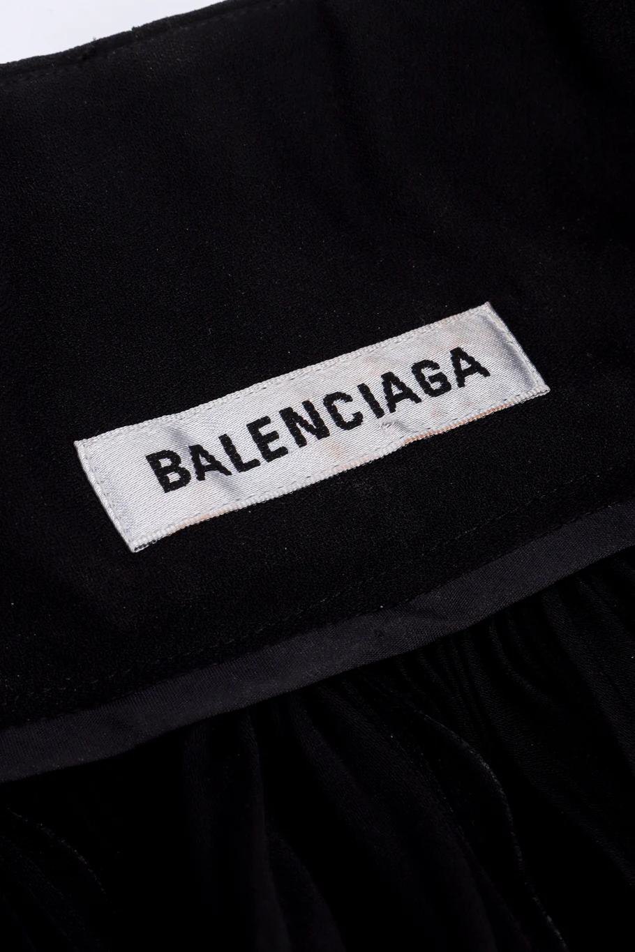 2020 A/W Pleated Cape Top - Image 9
