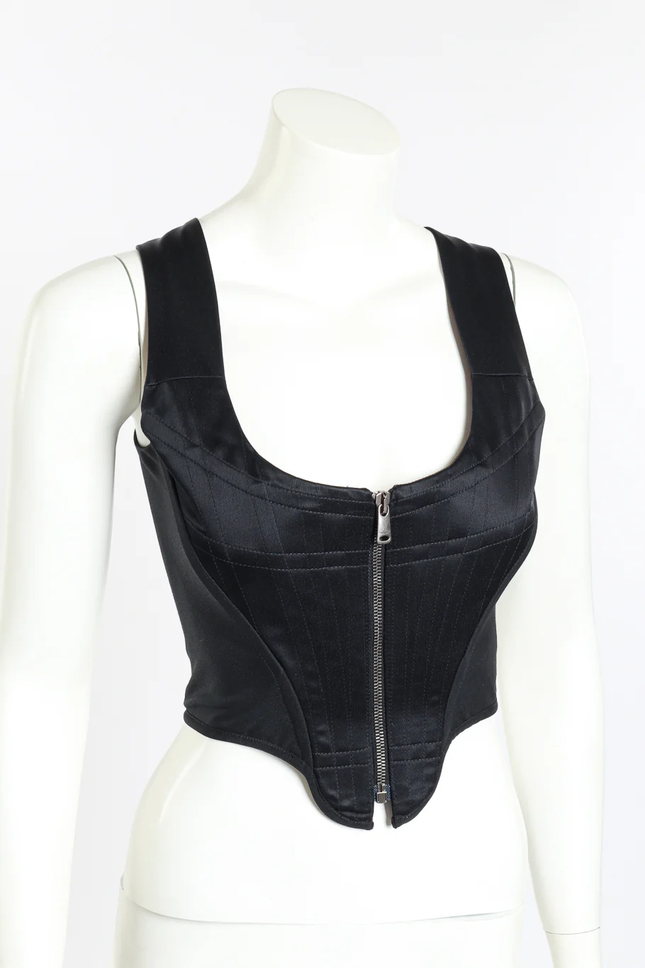 2021 Portrait Corset - Image 4