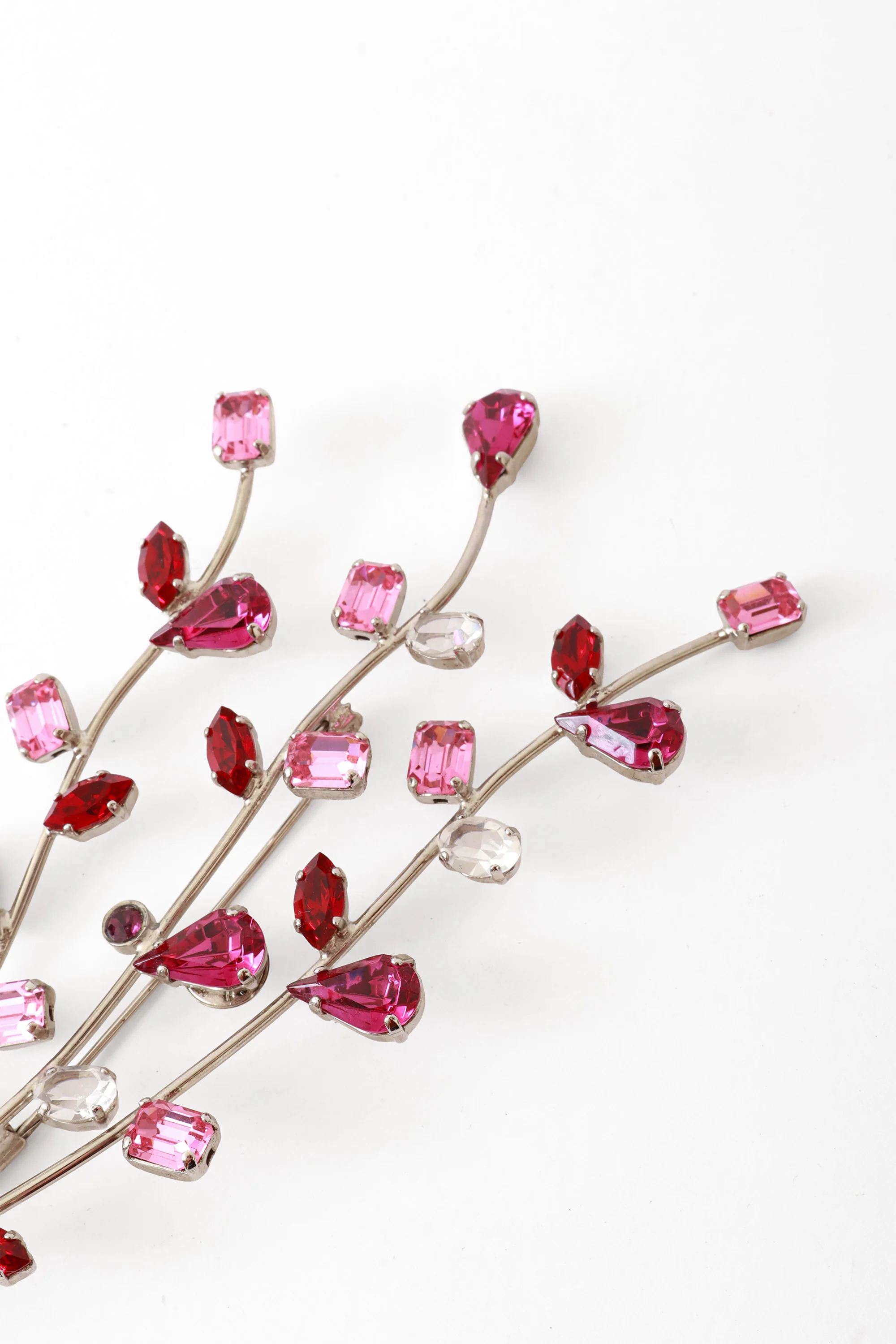 3-Strand Crystal Branch Brooch - Image 2