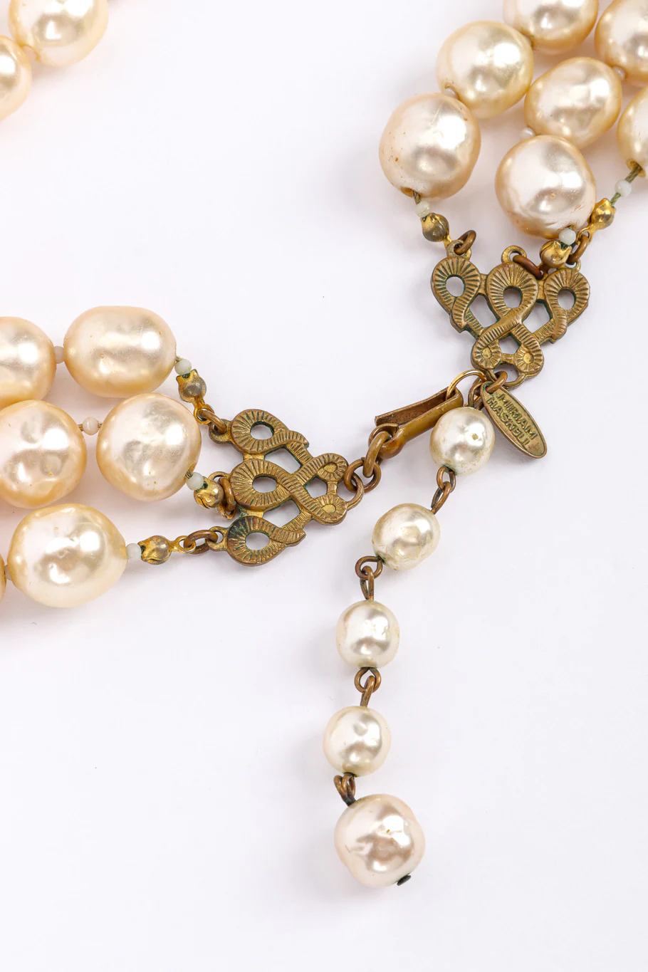 3-Strand Pearl Collar Necklace - Image 6