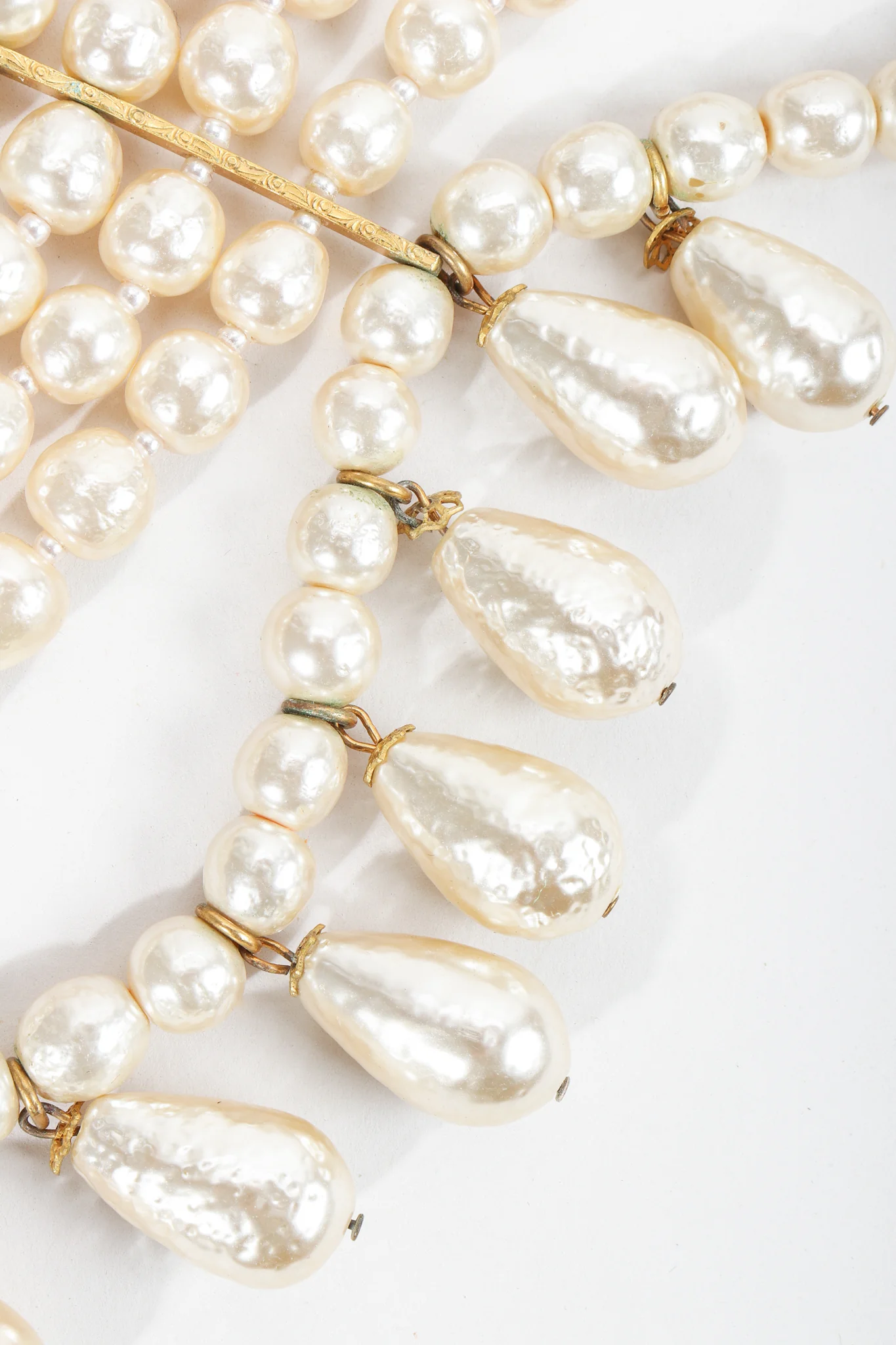 5-Strand Pearl Fringe Choker - Image 7