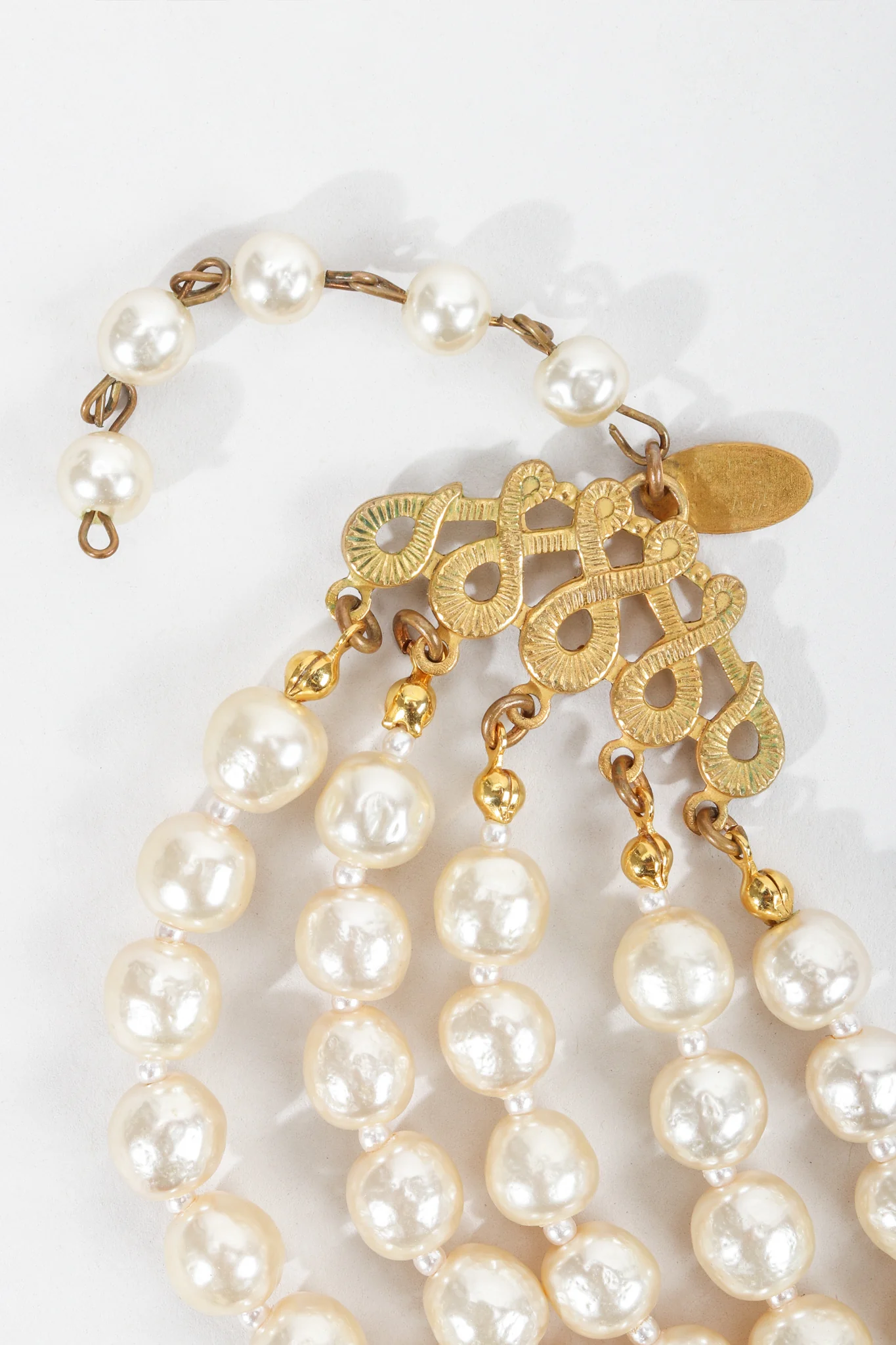 5-Strand Pearl Fringe Choker - Image 8