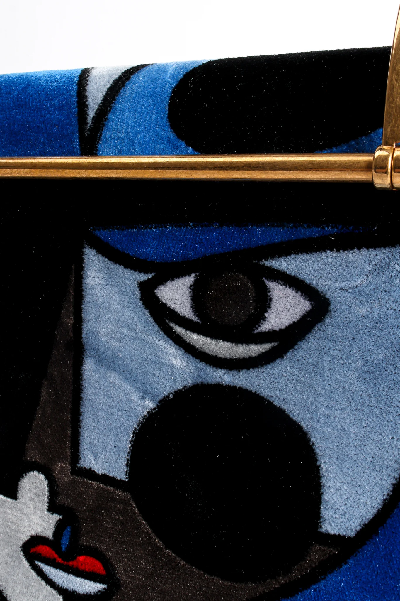 2017 A/W Velvet Face Pionnière Bag - Image 18