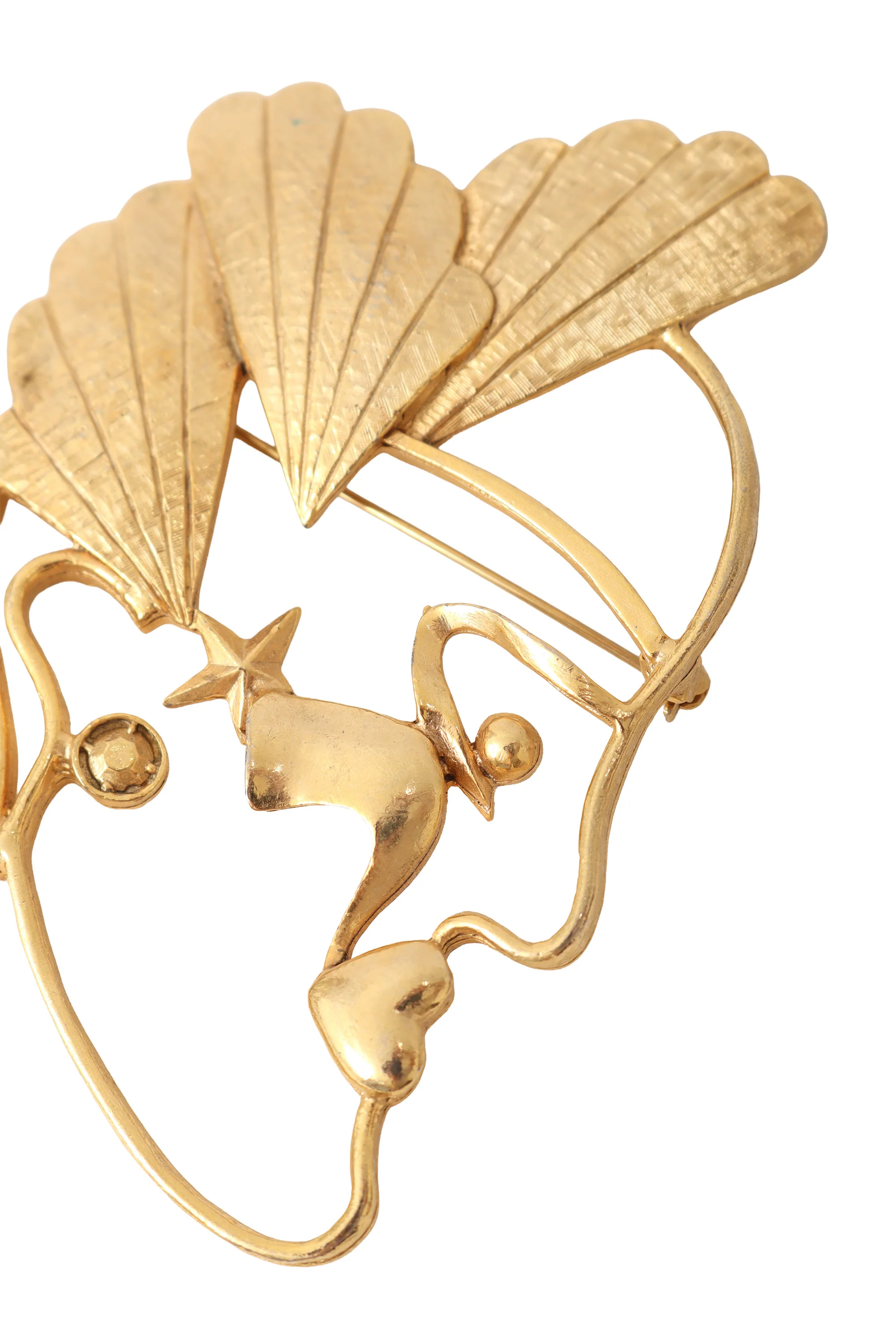 Abstract Facial Shell Brooch - Image 2