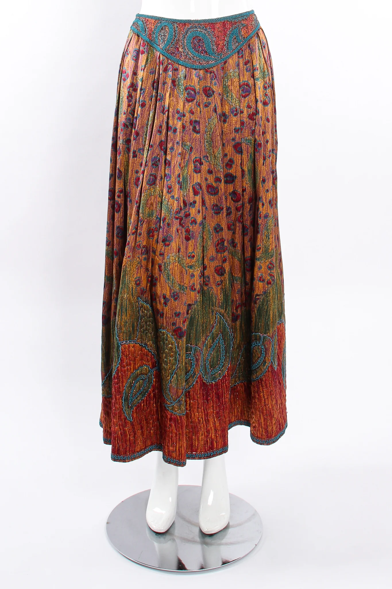 Abstract Floral Embroidered Blouse & Skirt Set - Image 13