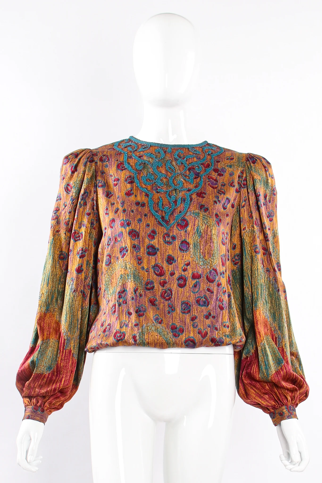 Abstract Floral Embroidered Blouse & Skirt Set - Image 8