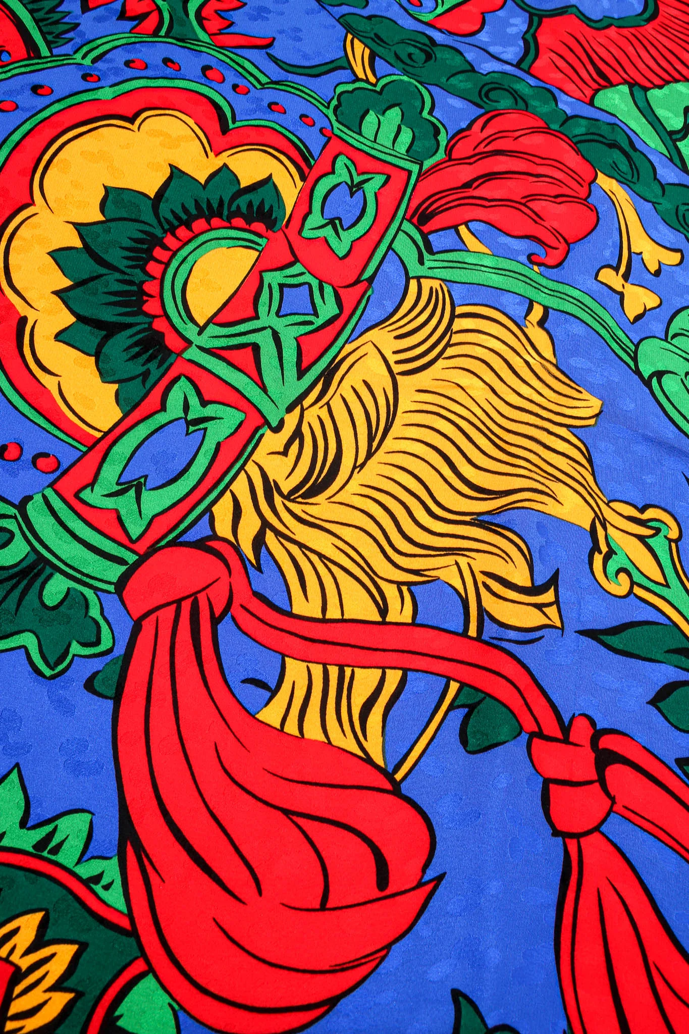 Abstract Illustration Print Scarf - Image 6