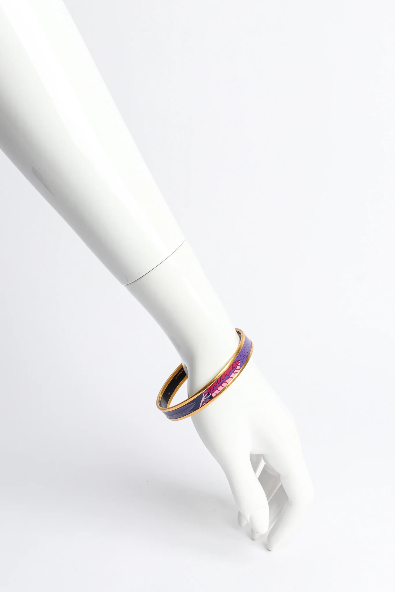 Abstract Leaf Feather Narrow Enamel Bracelet - Image 2