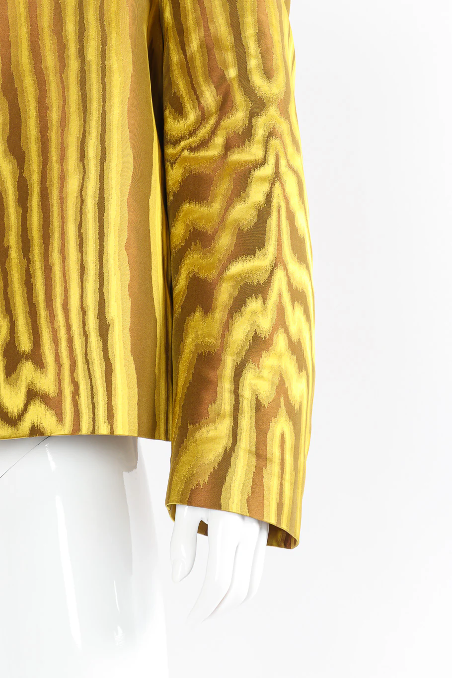 Abstract Moire Woodgrain Cropped Jacket - Image 4