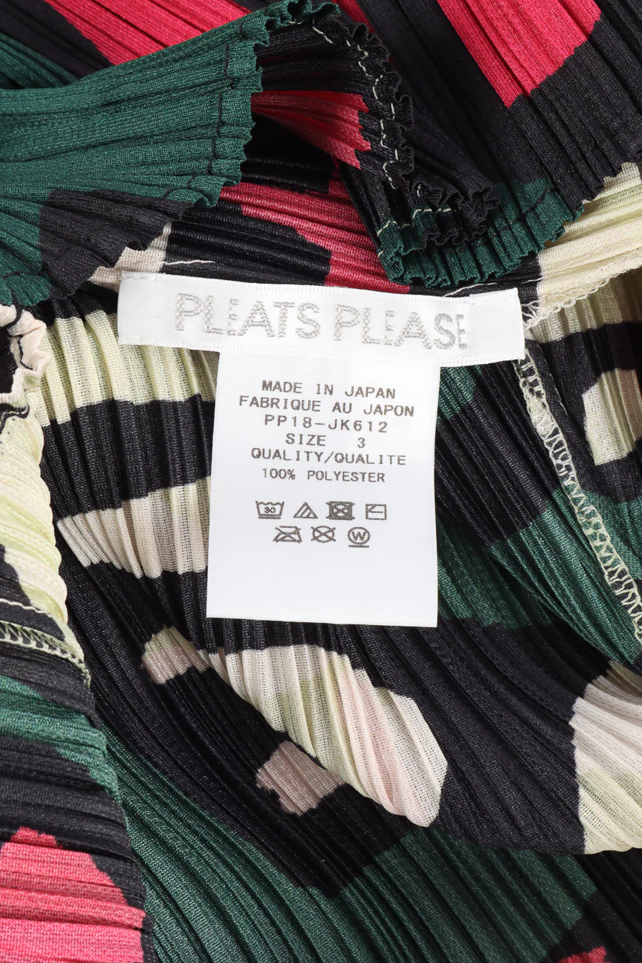 Abstract Pleated Oval Top - Image 10