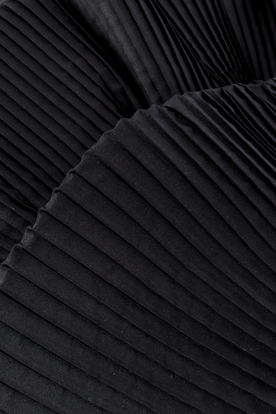 Asymmetric Ruffle Velvet Dress - Image 7