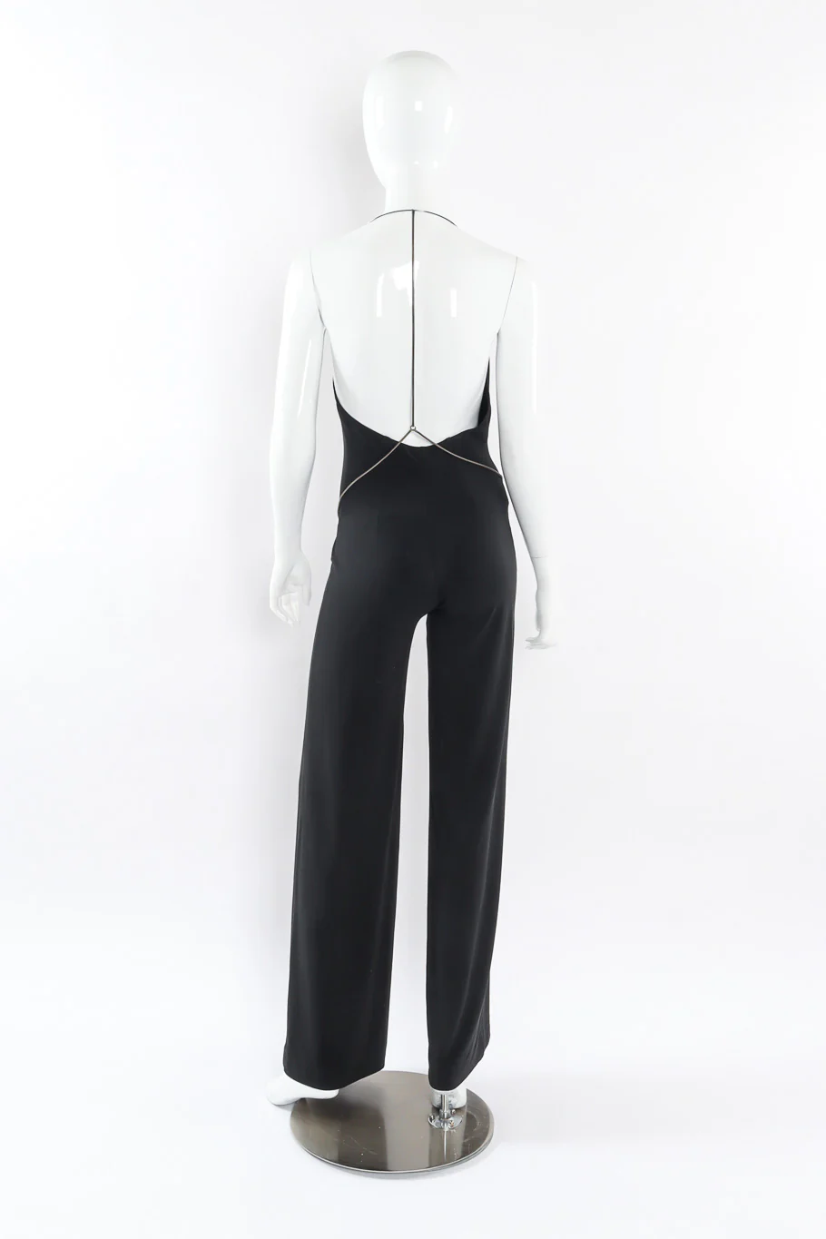 Backless Halter Ring Jumpsuit - Image 3