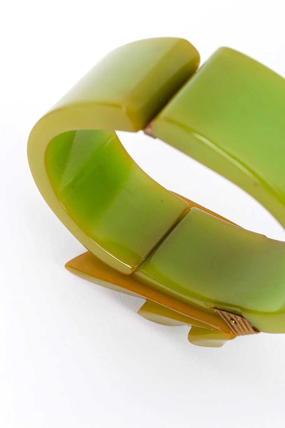 Bakelite Ribbon Bangle Bracelet - Image 6