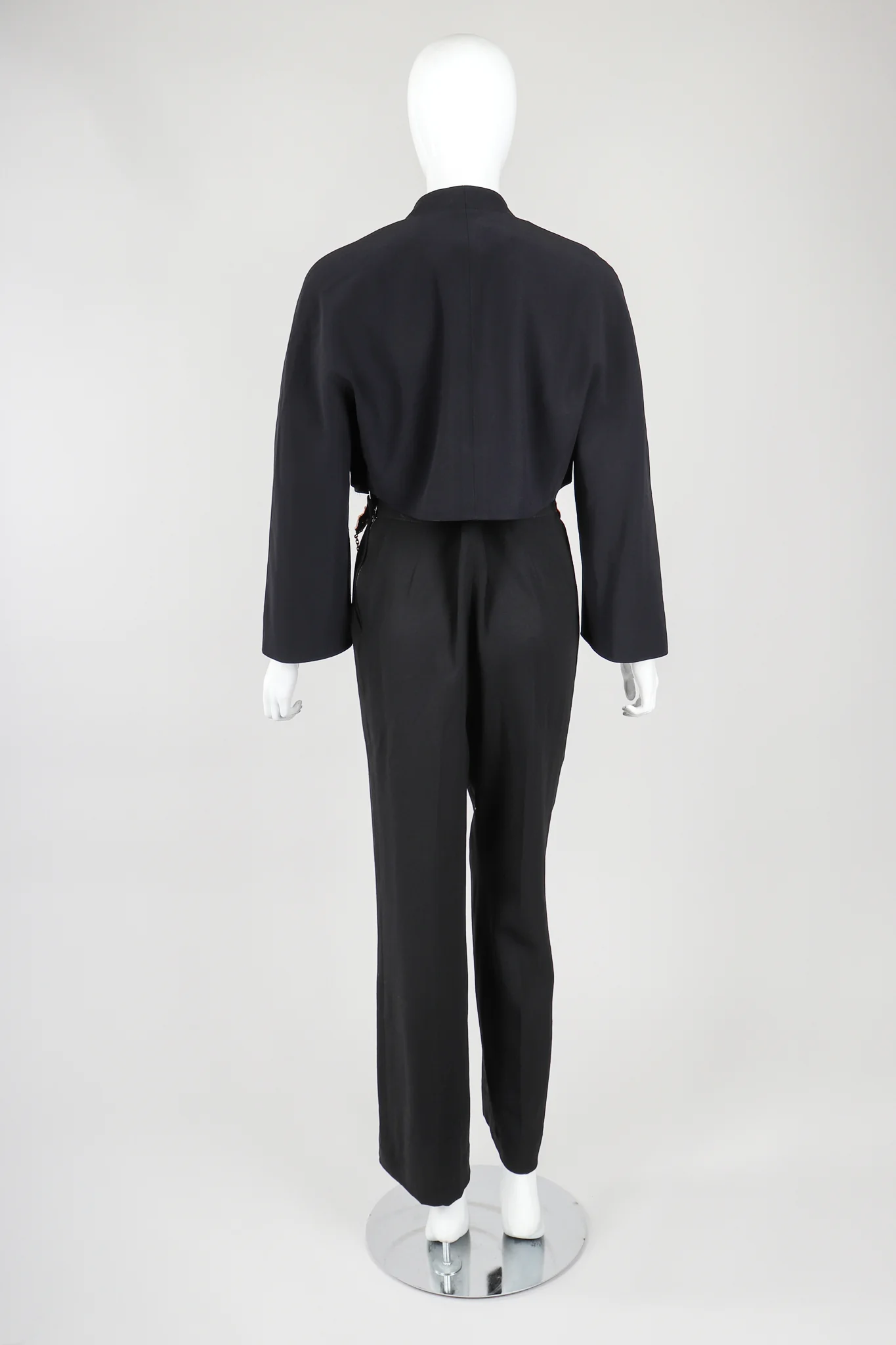 Baroque Buckle Suit & Suspender Set - Image 4