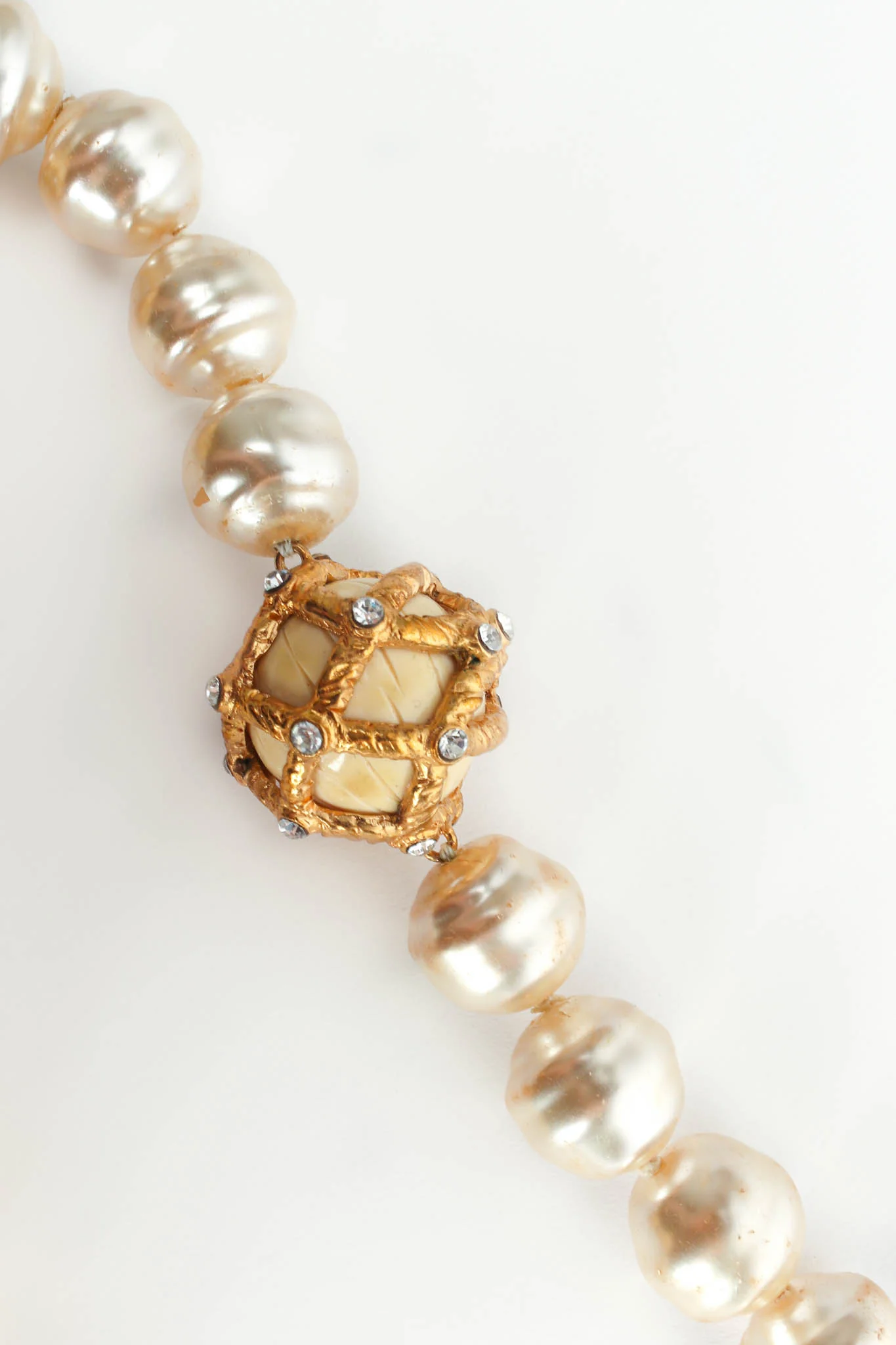 Baroque Pearl Rhinestone Necklace - Image 6