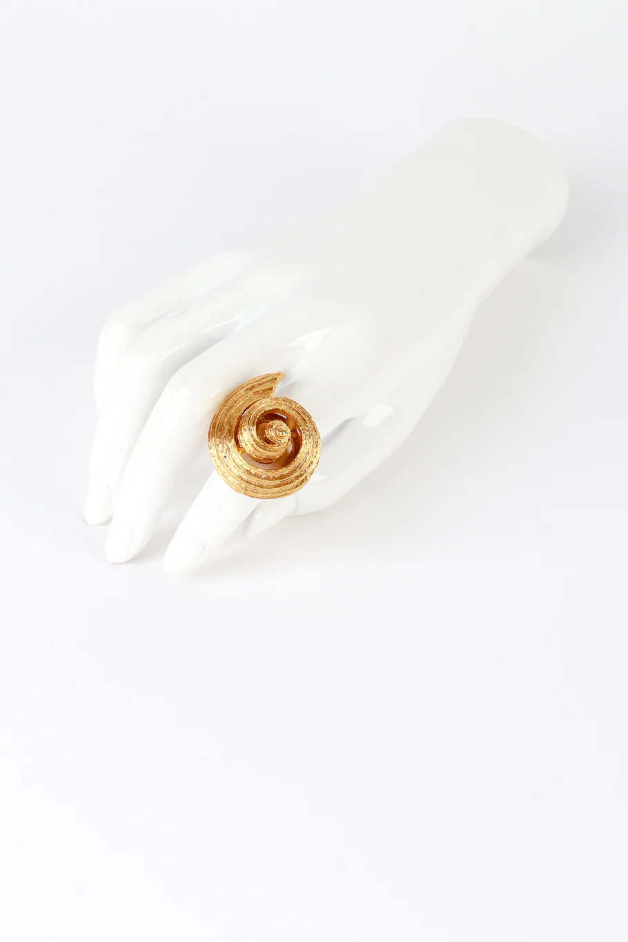 Baroque Shell Ring - Image 2