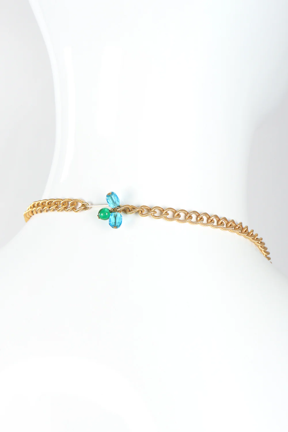 Beach Flower Choker Necklace - Image 10