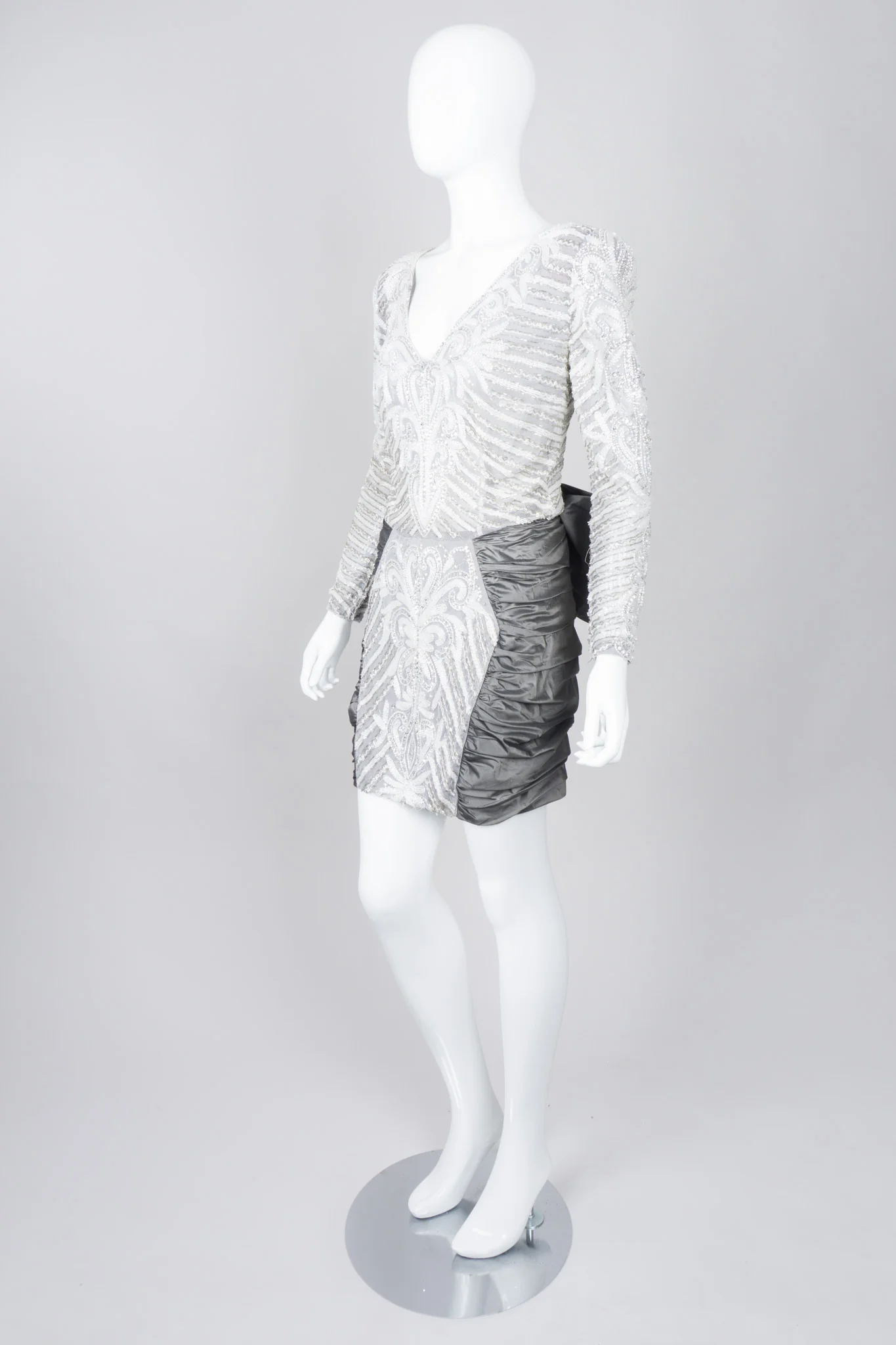 Beaded Bow Back Mini Dress - Image 5