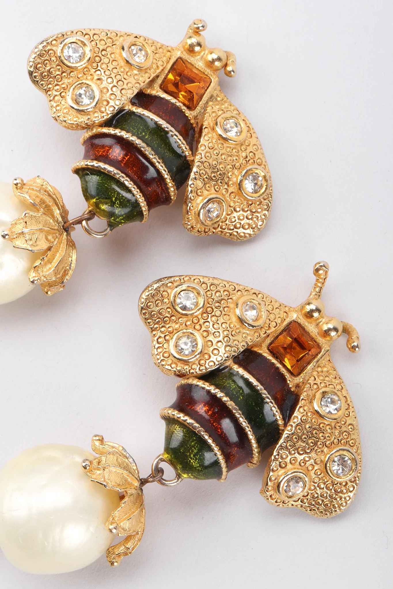 Bee Pearl Earrings - Image 7