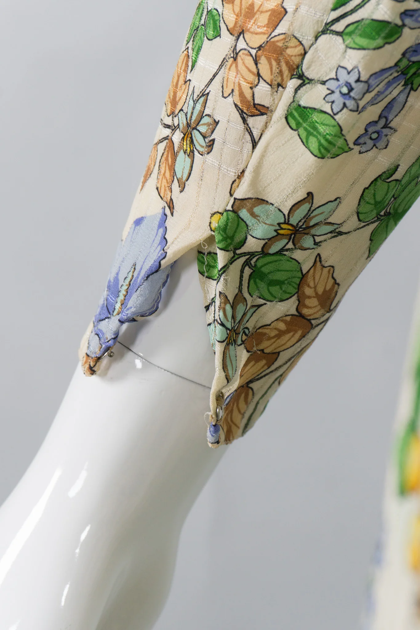 Berries & Blossoms Tie Dress - Image 12