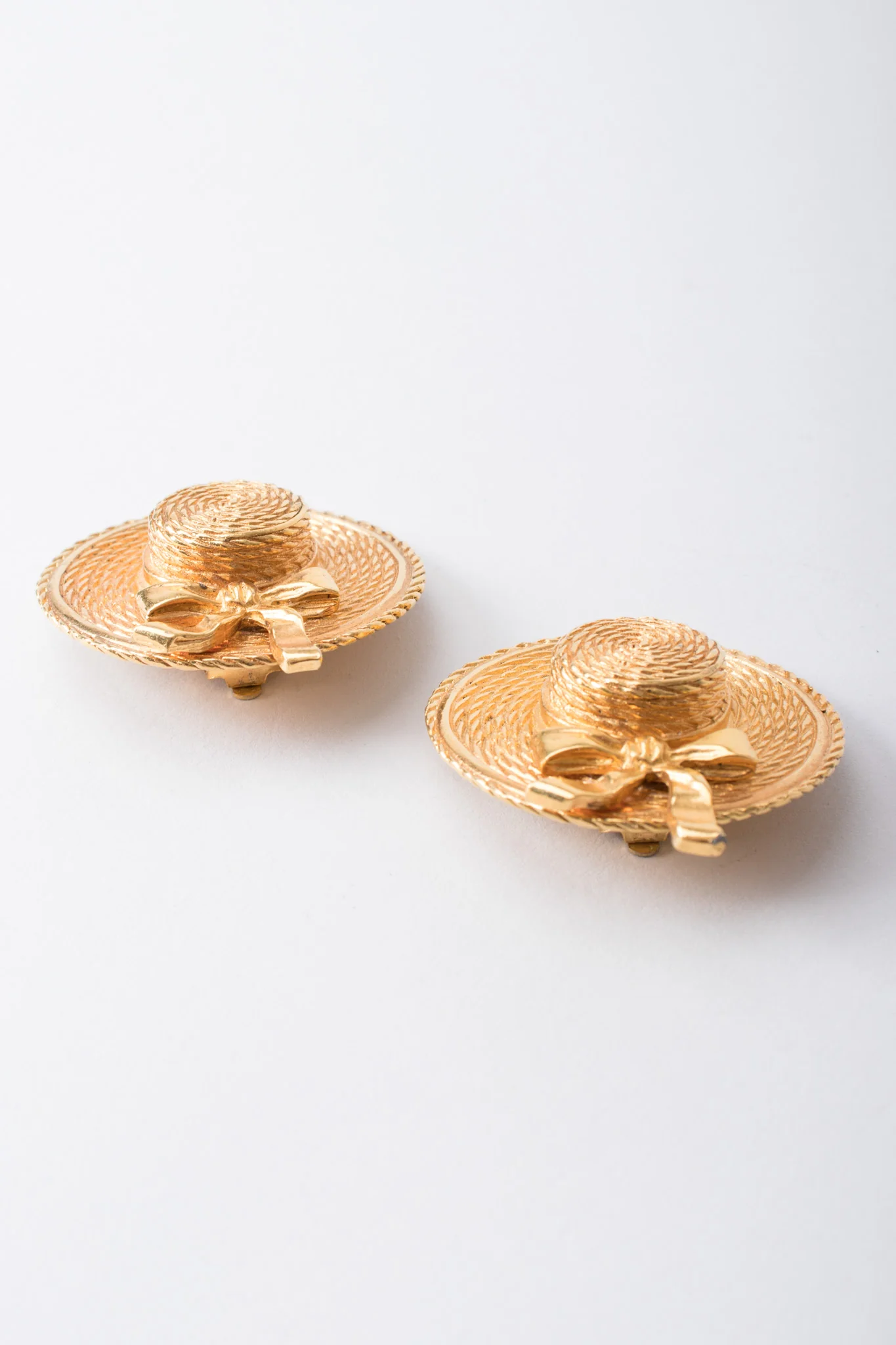Boater Hat Earrings - Image 4