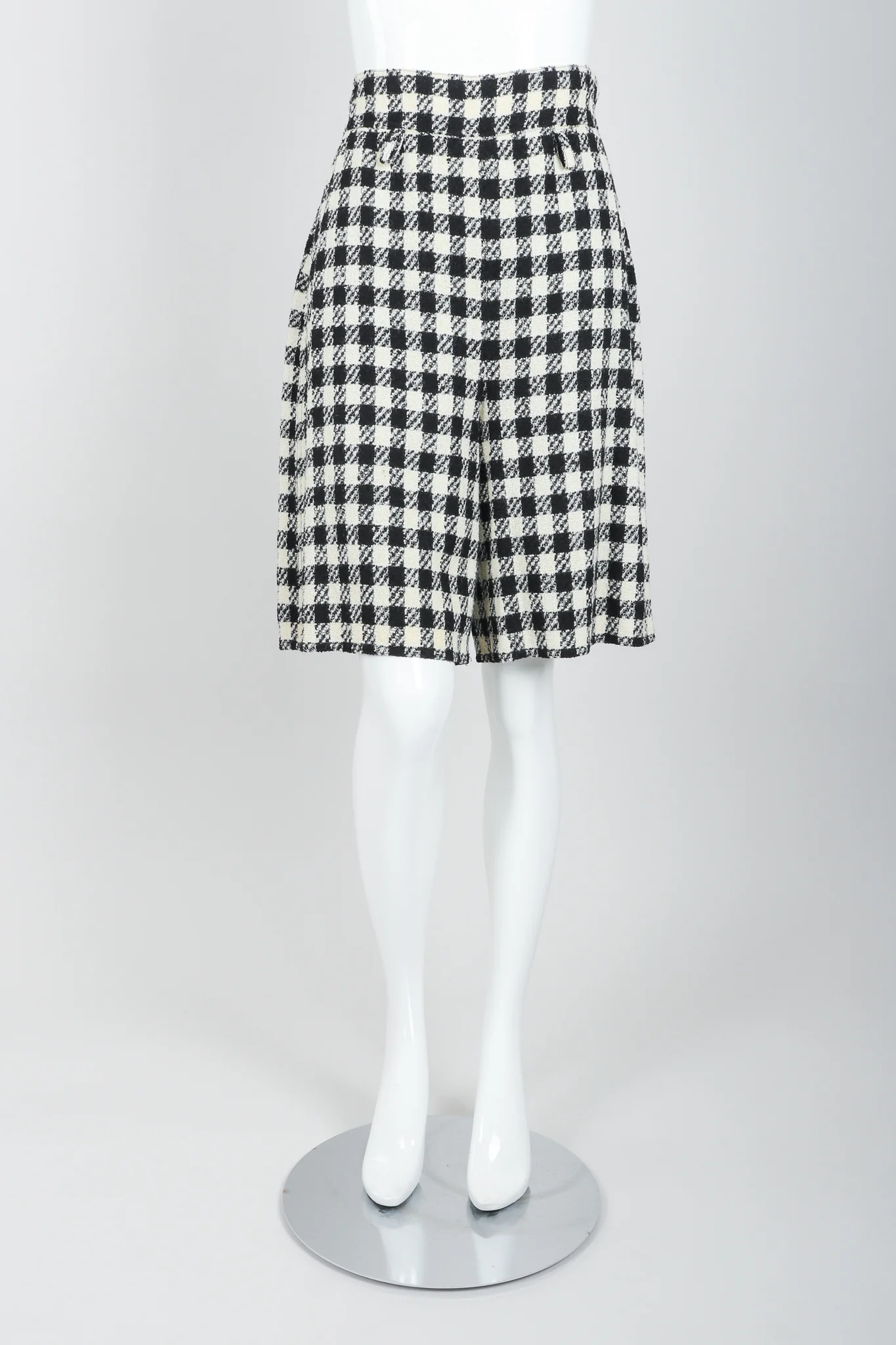 Bouclé Checked Shorts - Image 5