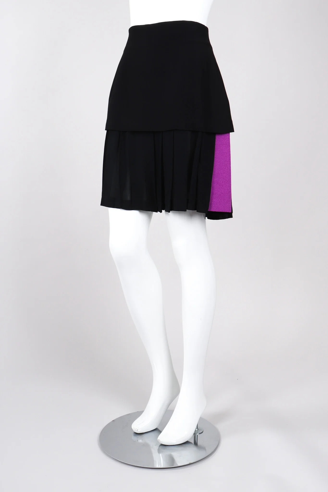 Bouclé Jacket & Pleated Skirt Set - Image 12