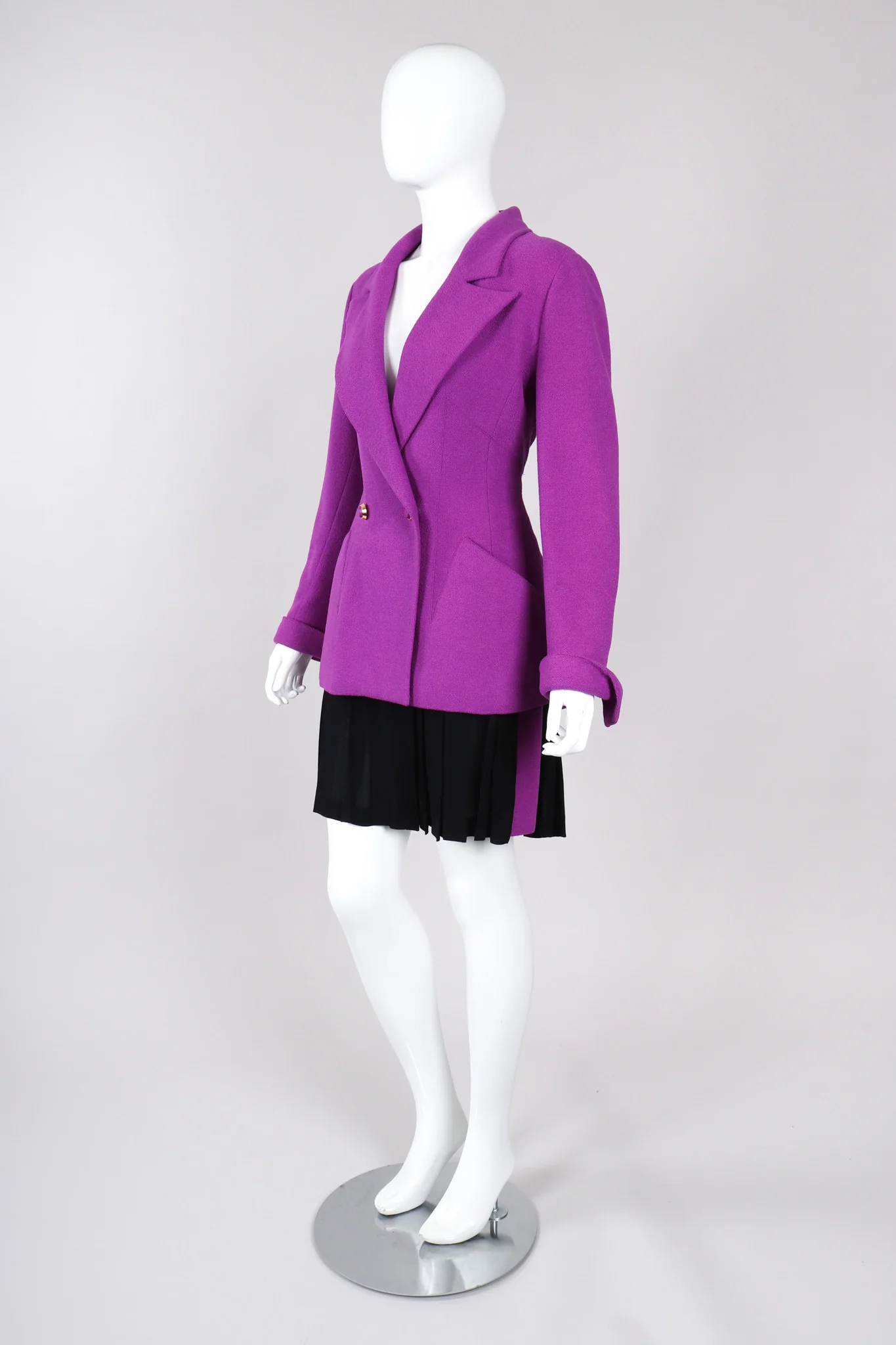 Bouclé Jacket & Pleated Skirt Set - Image 4