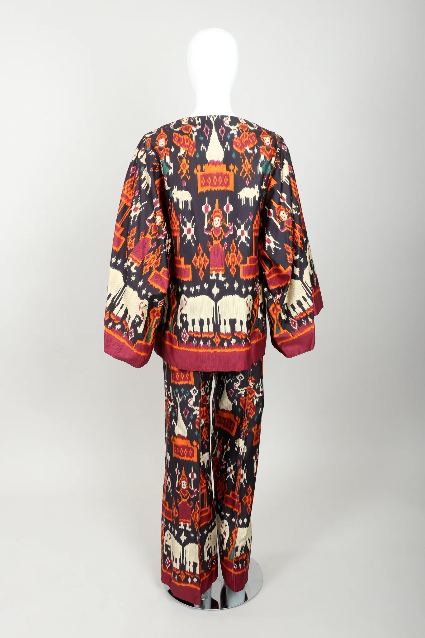 Apsara Print Tunic & Pant Set - Image 4