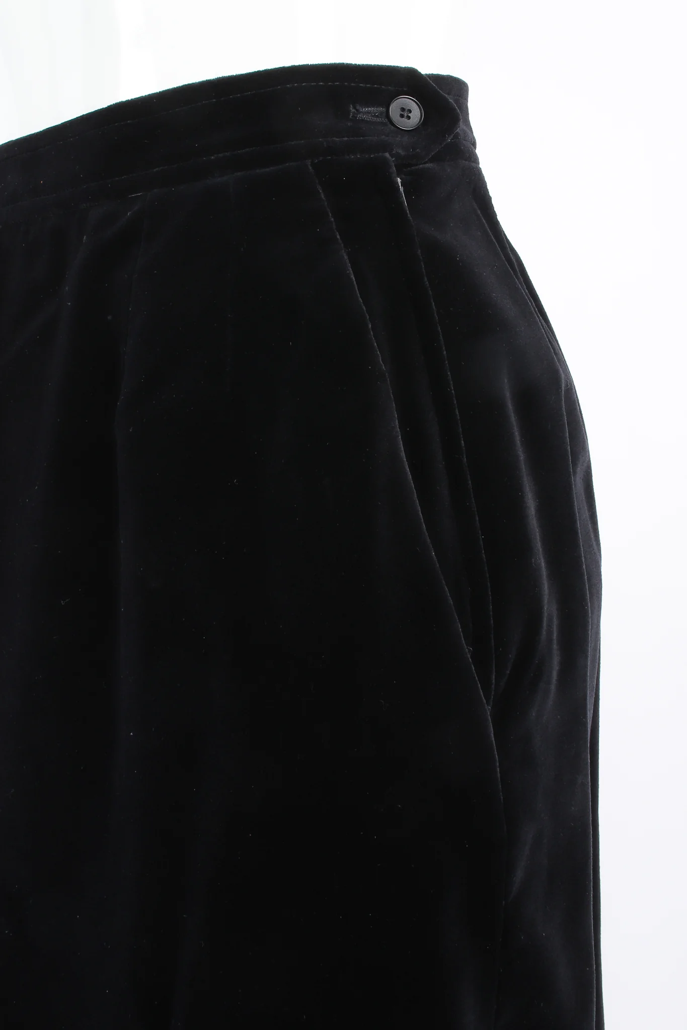 Braid Trim Velvet Jacket & Skirt Set - Image 17