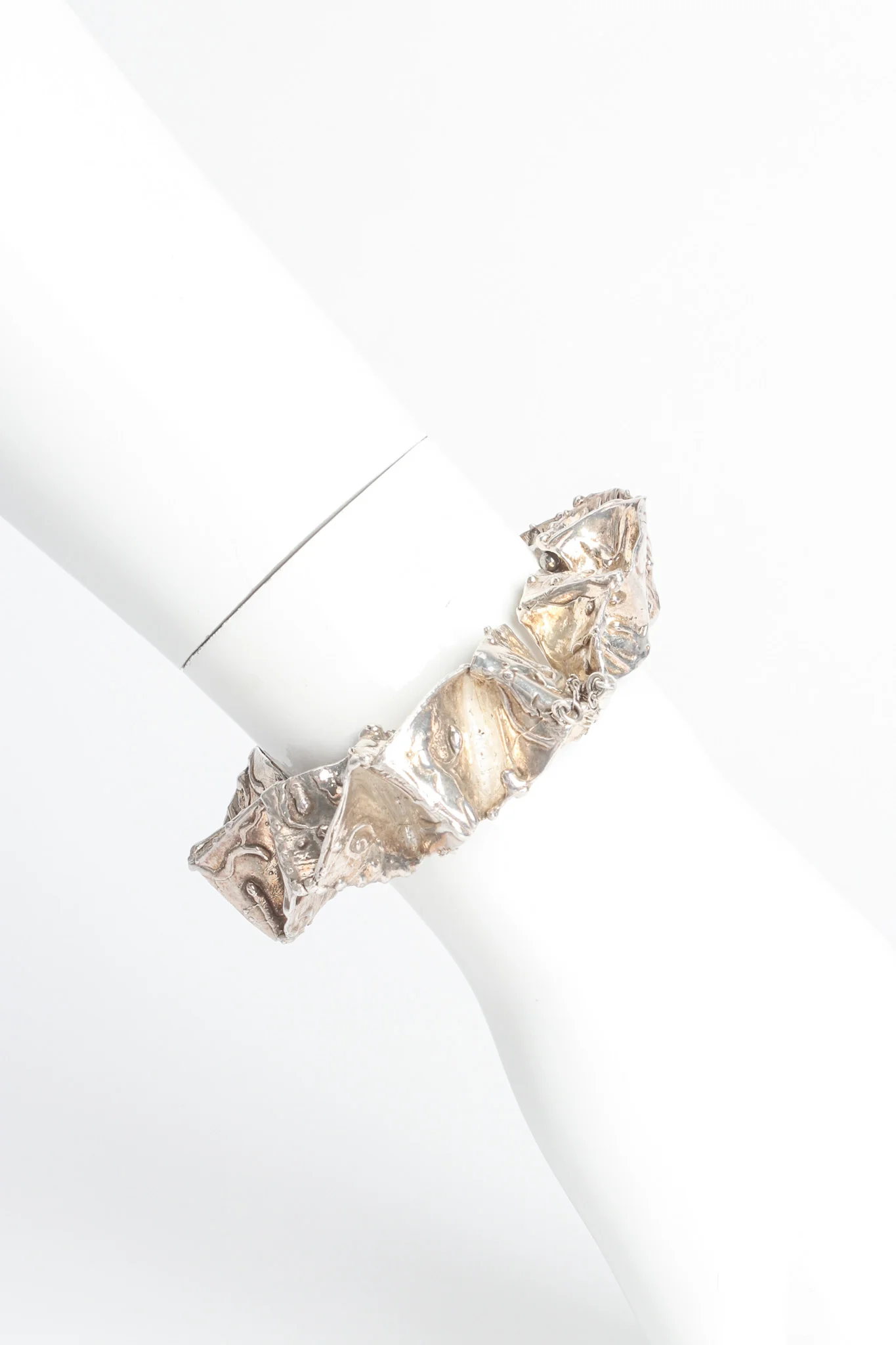 Brutalist Triangle Bracelet - Image 2