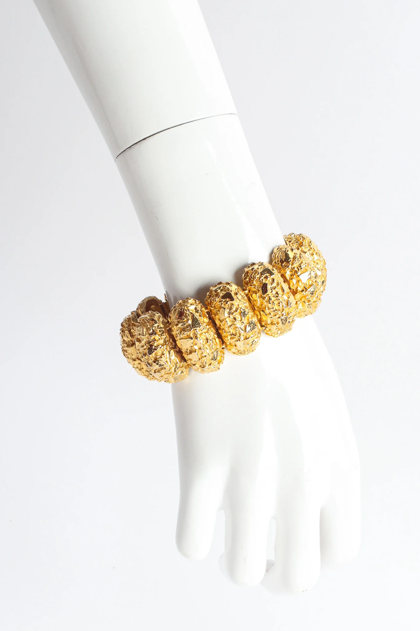 Brutalist Pillow Link Bracelet - Image 2