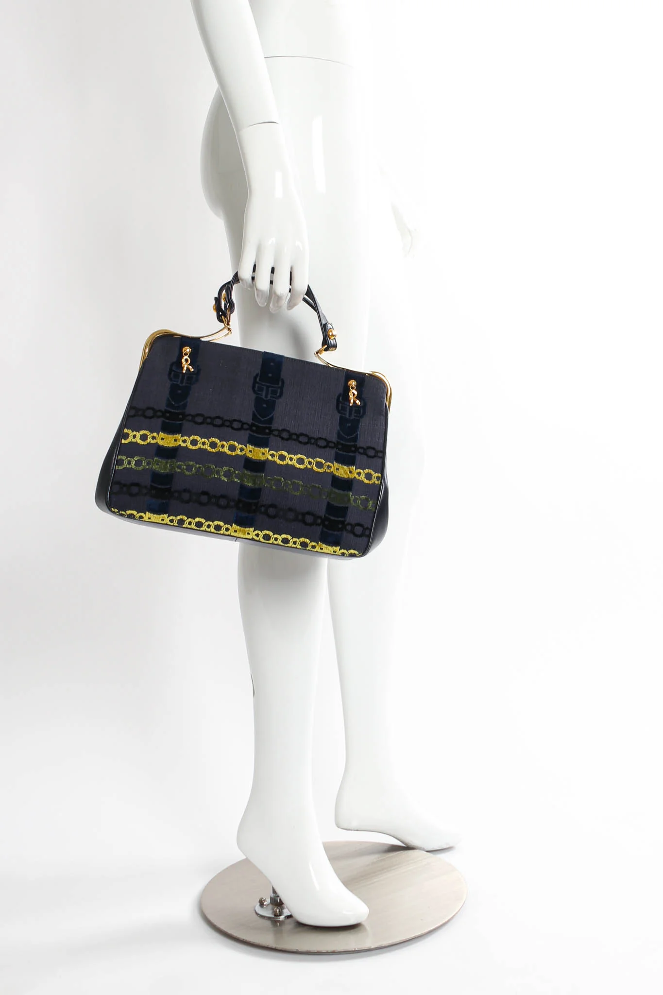 Caravel Velvet Chain Motif Bag - Image 2