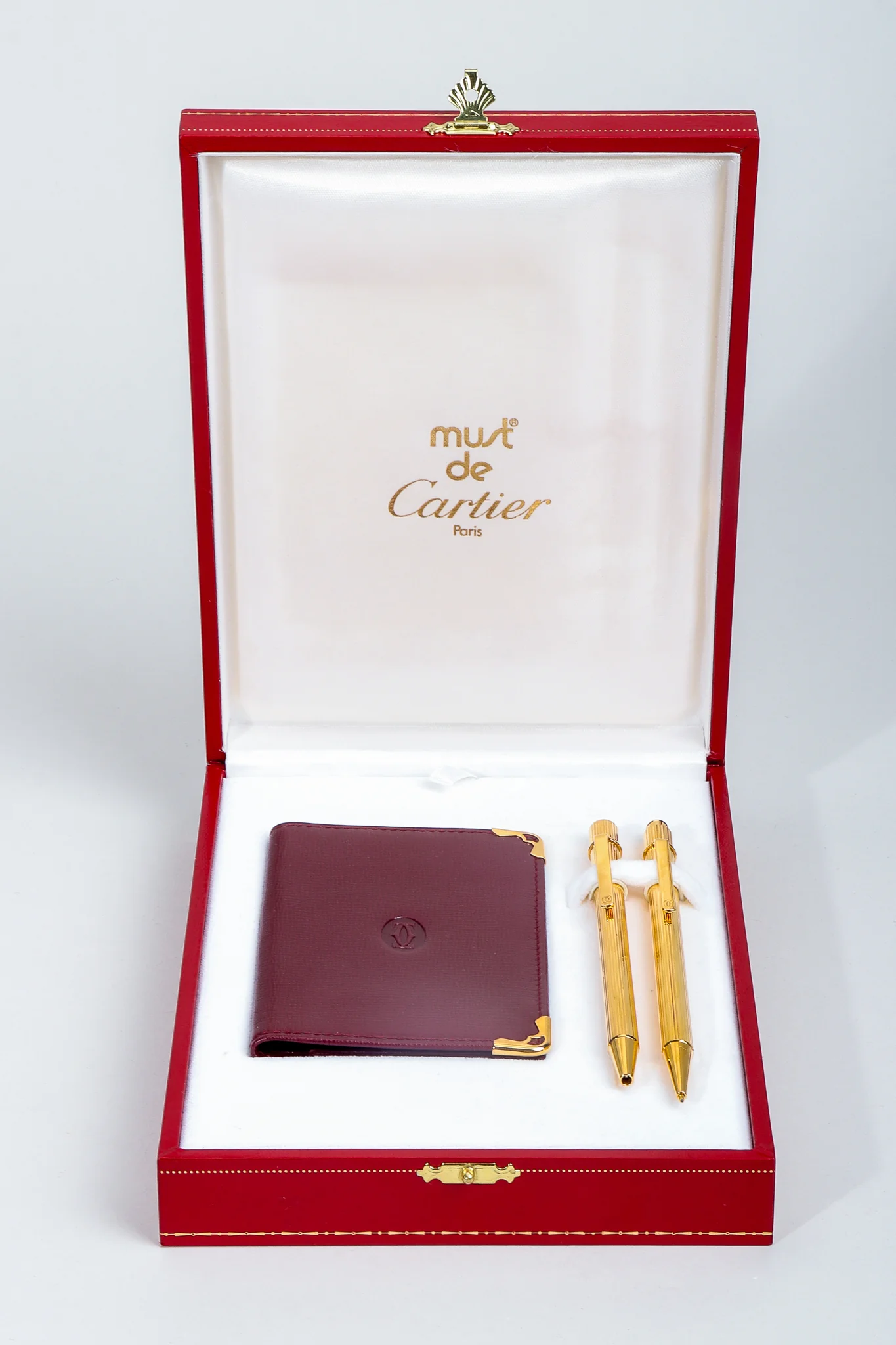 Card Wallet & Pen Boxed Gift Set - Image 3