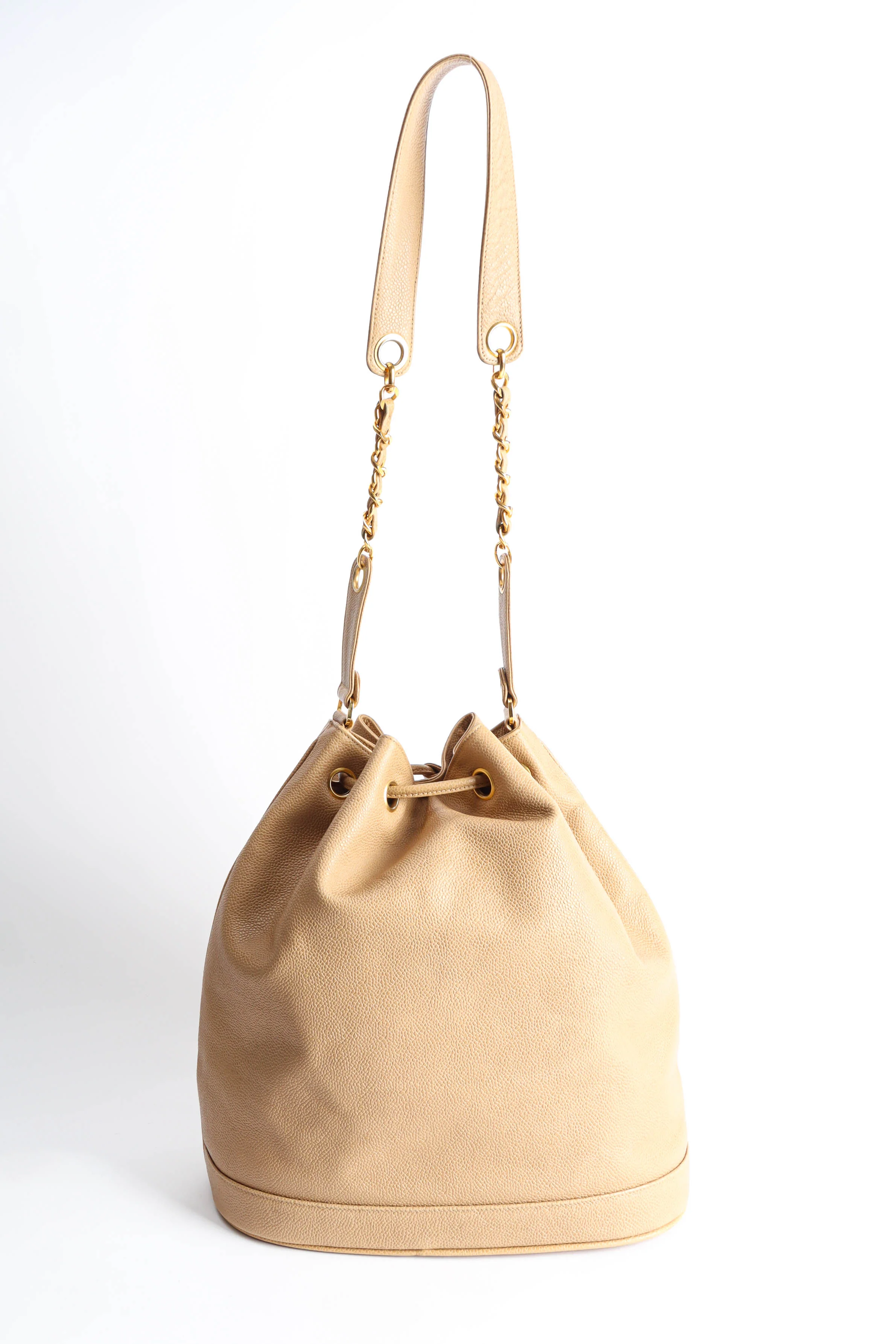 CC Logo Drawstring Bucket Bag - Image 8