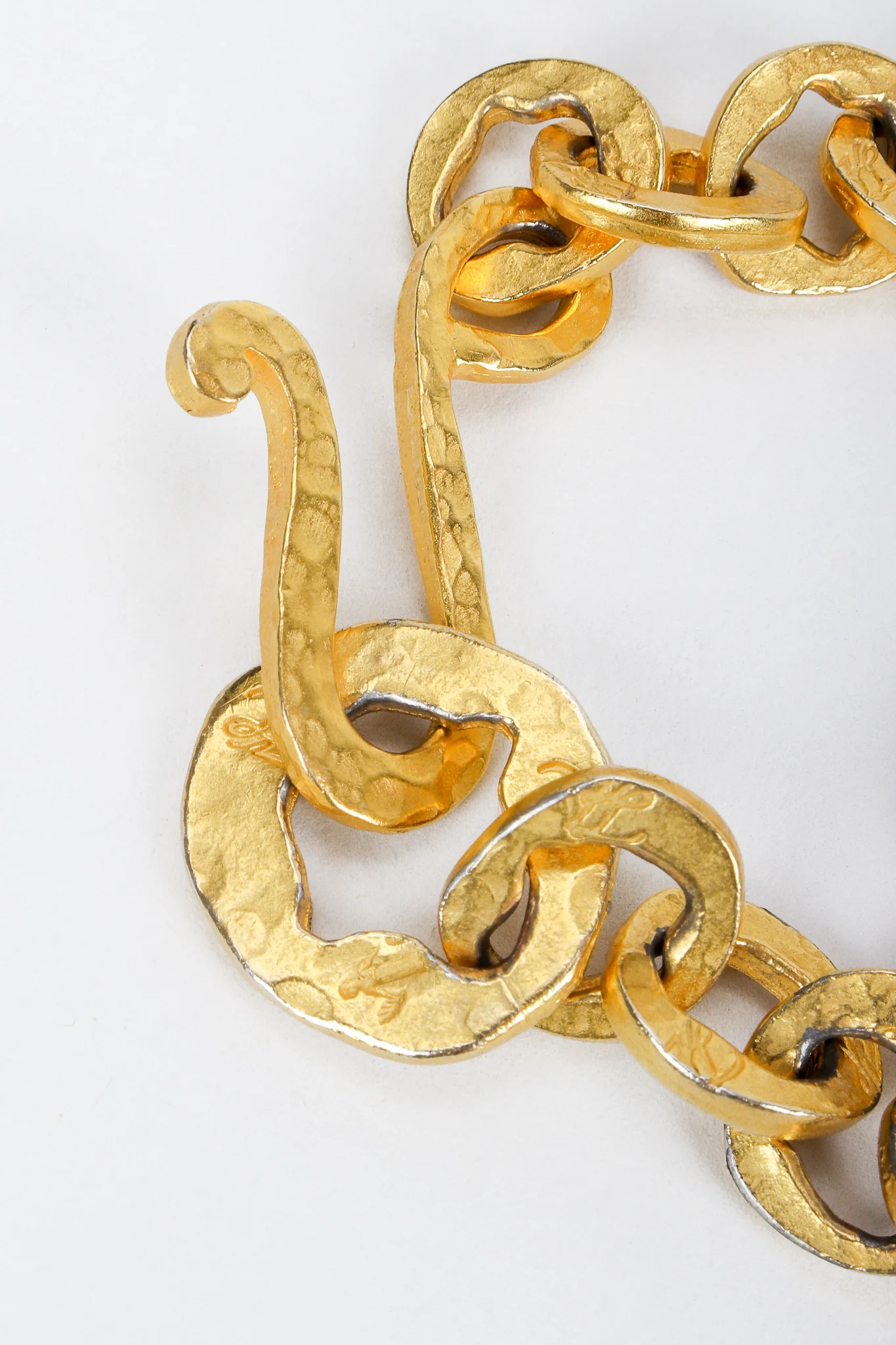 Chain Link Arrow Charm Bracelet - Image 6