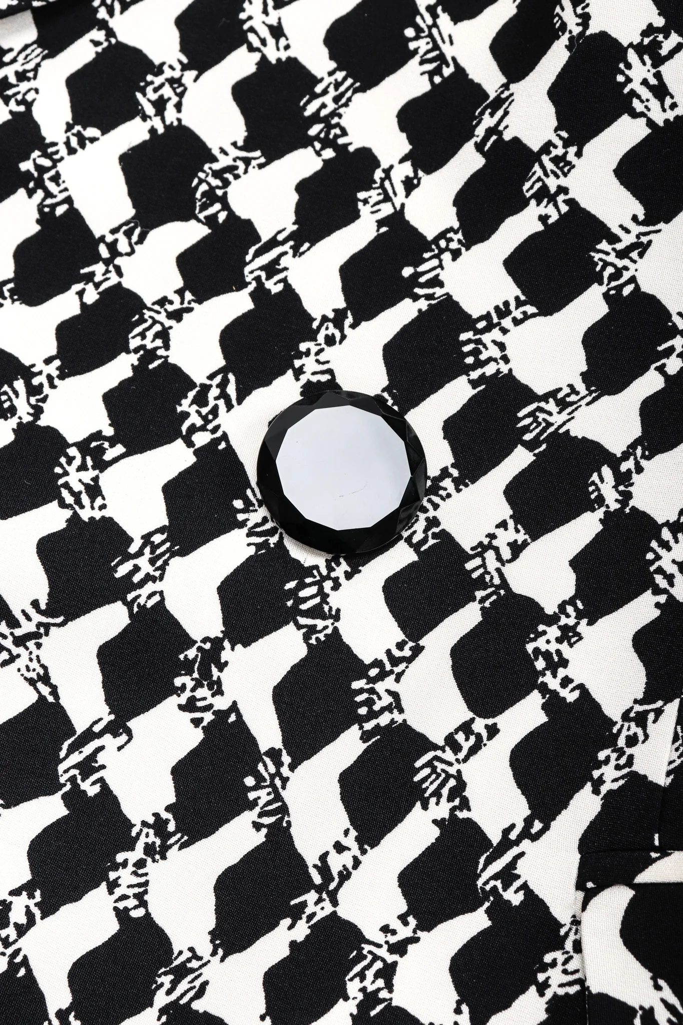 Checkered Jacket and Pants - Image 20