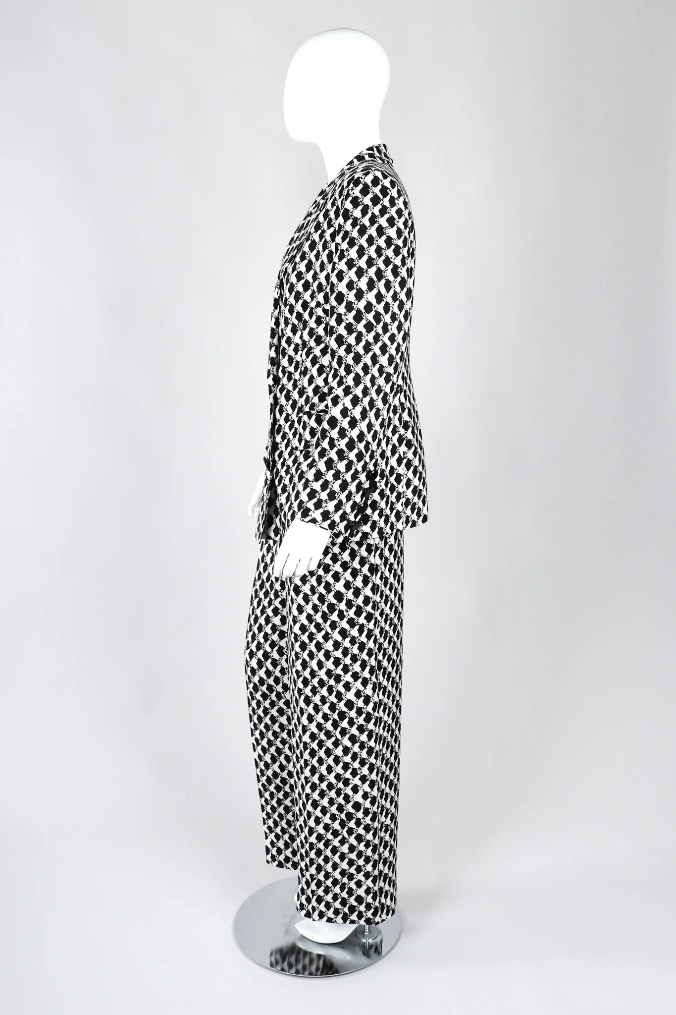 Checkered Jacket and Pants - Image 3