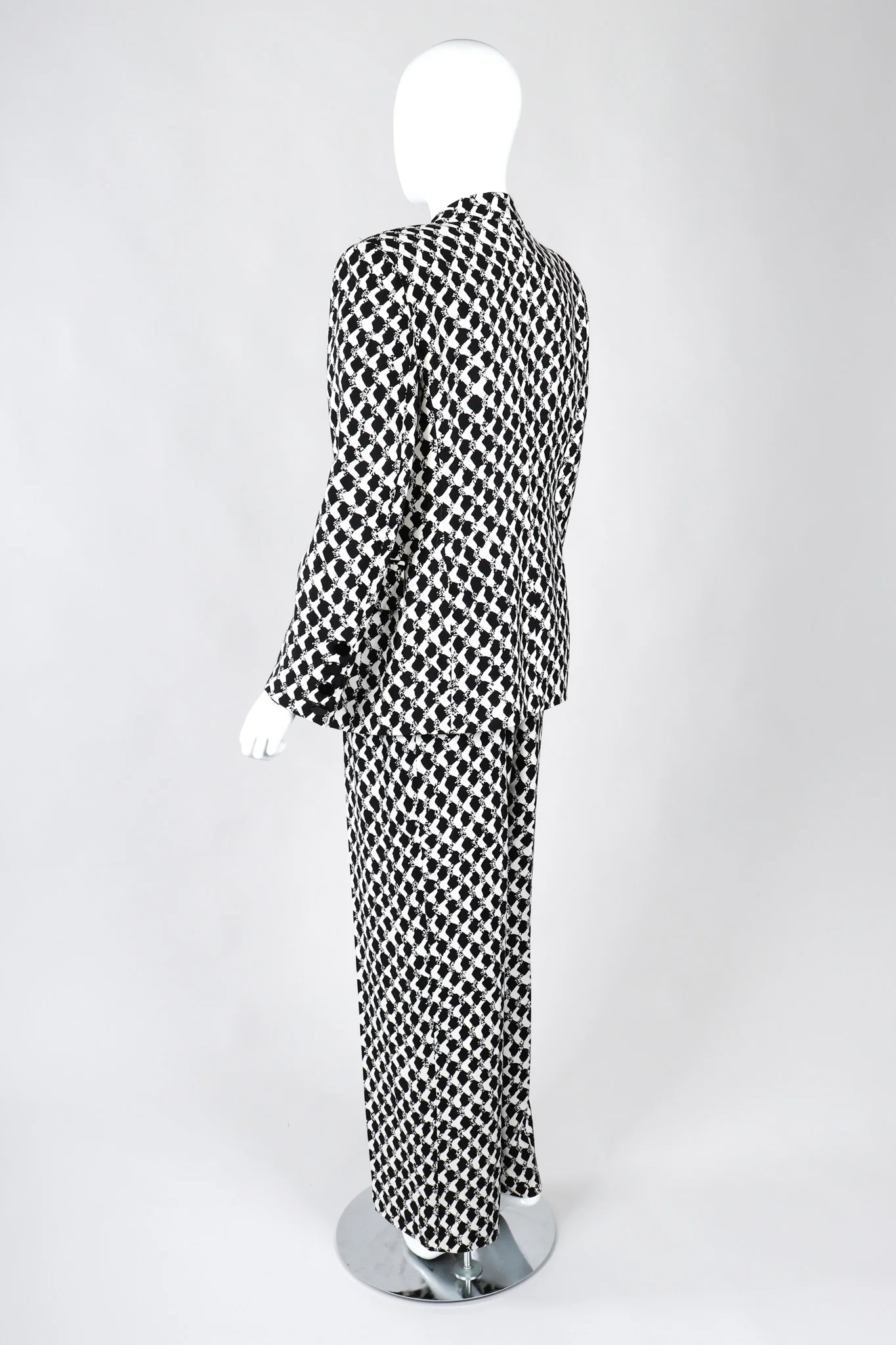 Checkered Jacket and Pants - Image 4